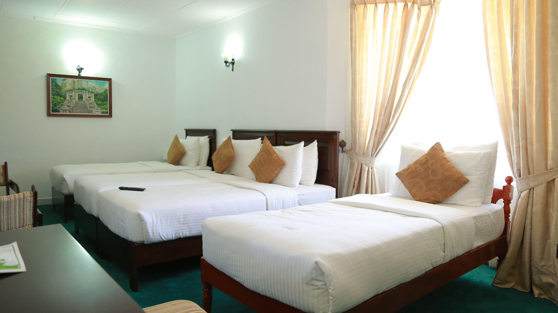 Hotel The Rock 3*