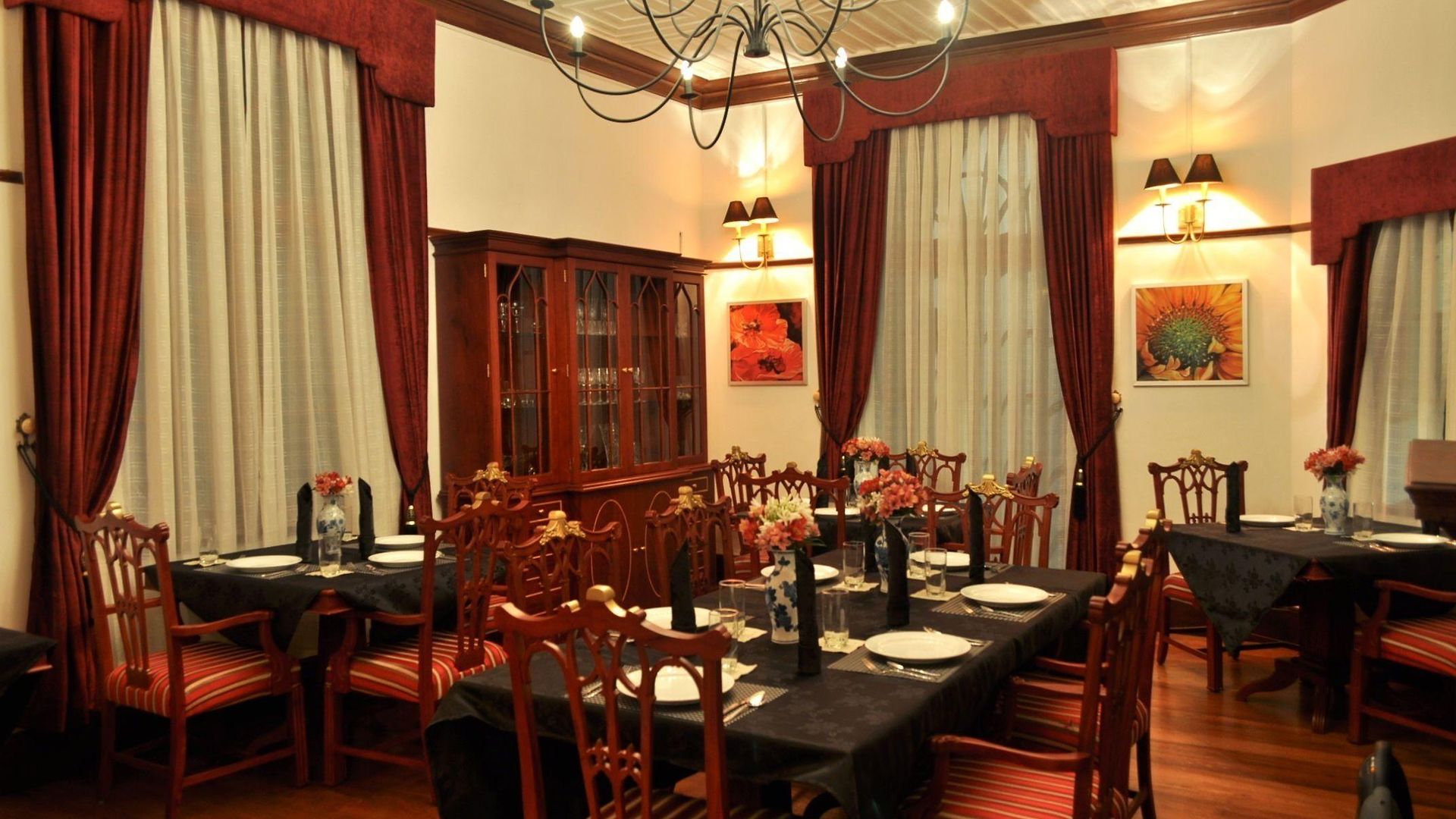Royal Cocoon - Nuwara Eliya