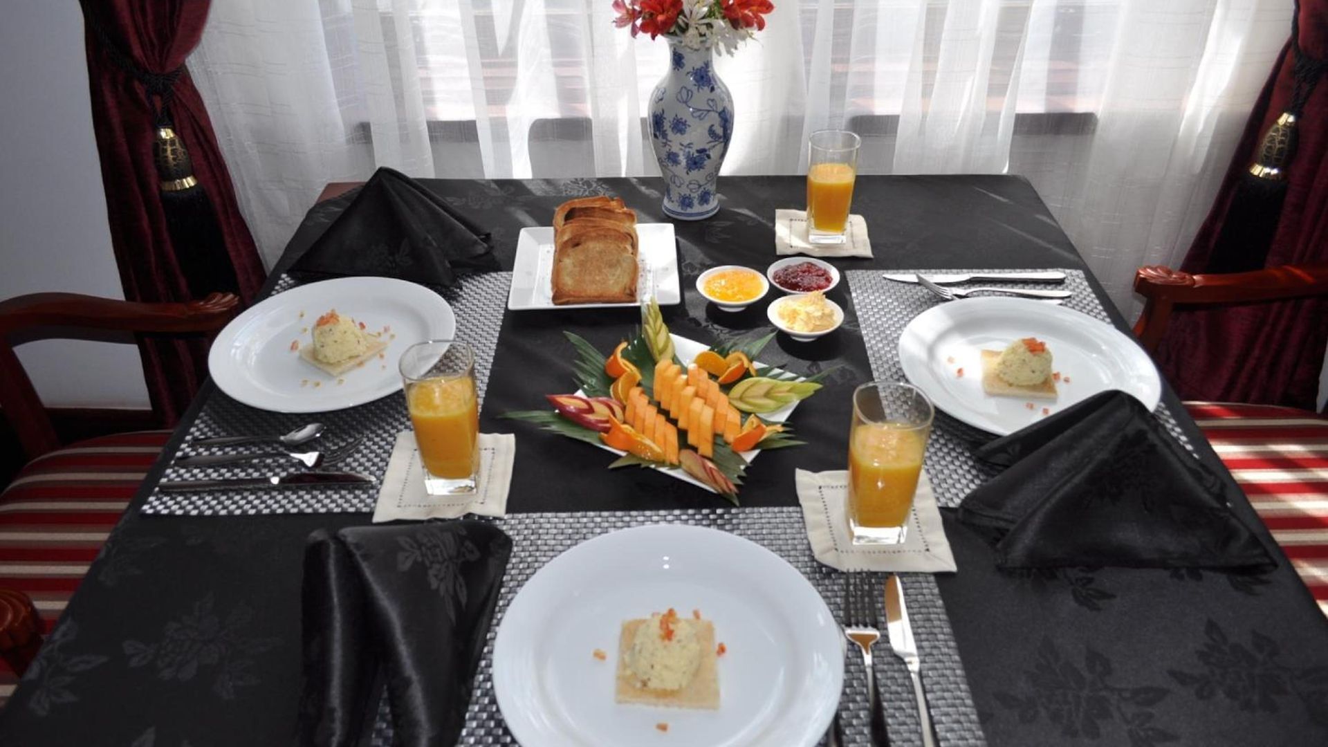 Hotel Royal Cocoon -