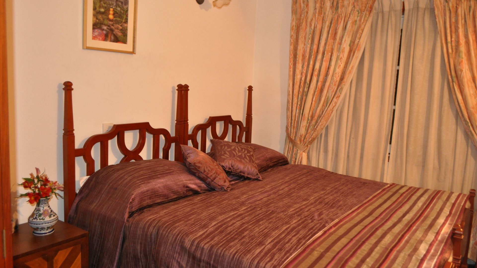 Cocoon Hills Guest house