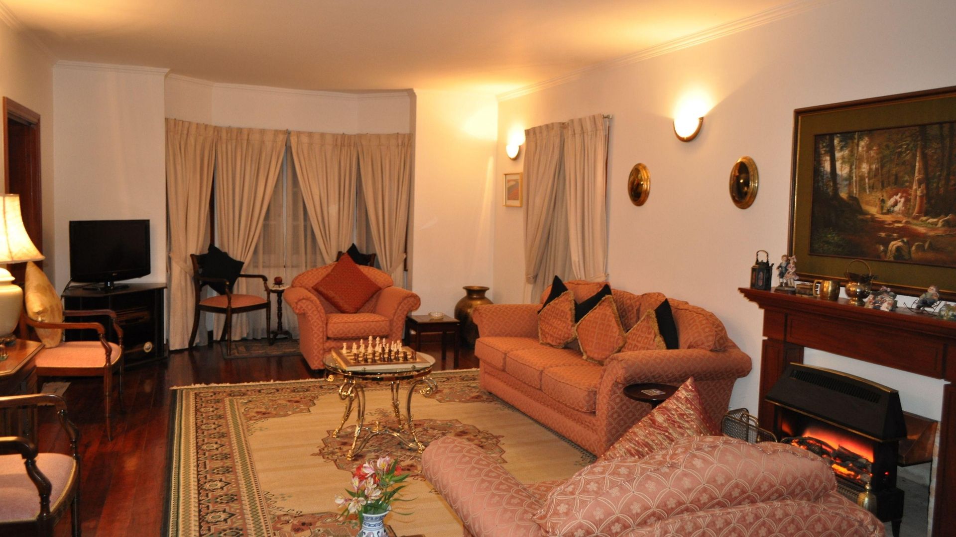 Cocoon Hills Guest house 4*