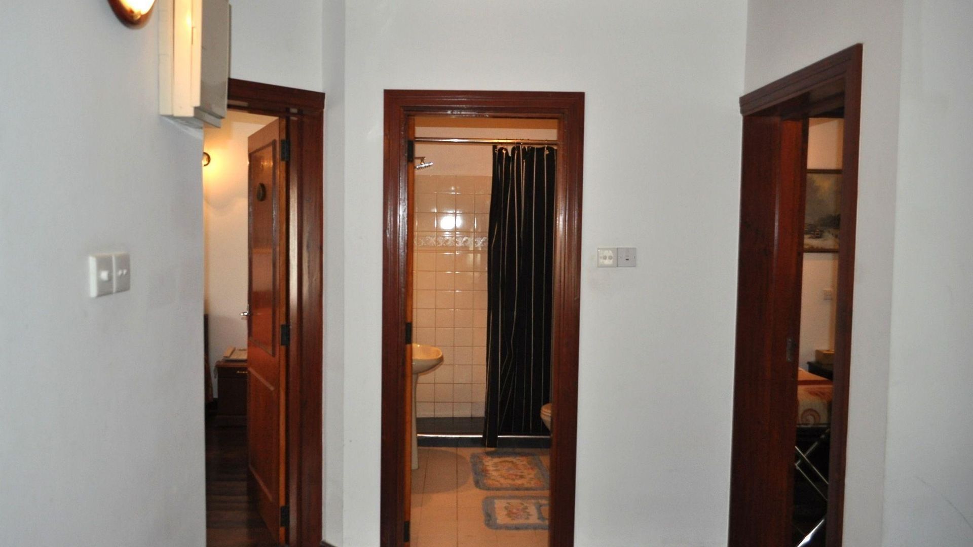 Cocoon Hills Guest house 4*