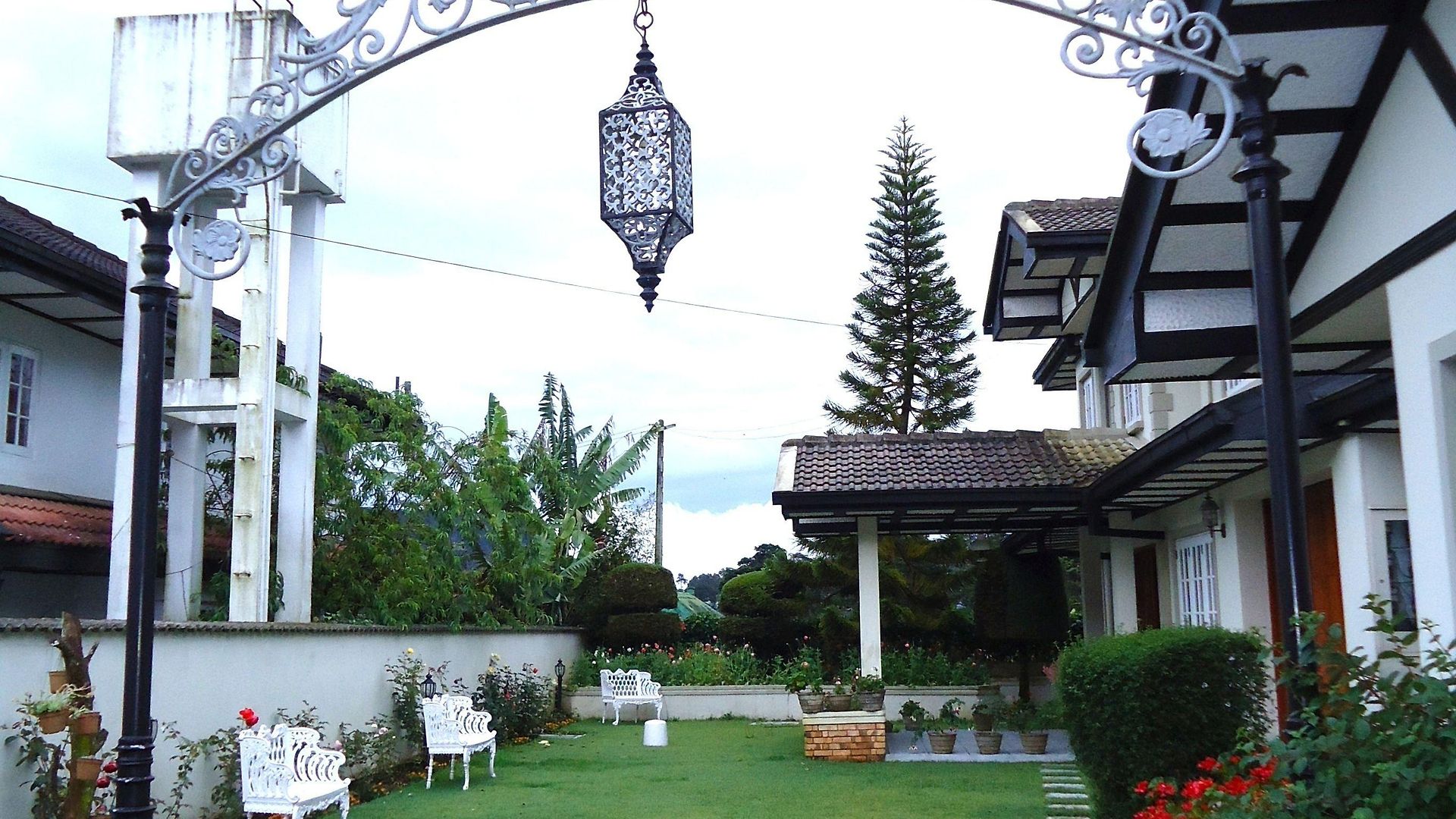 Cocoon Hills Guest house