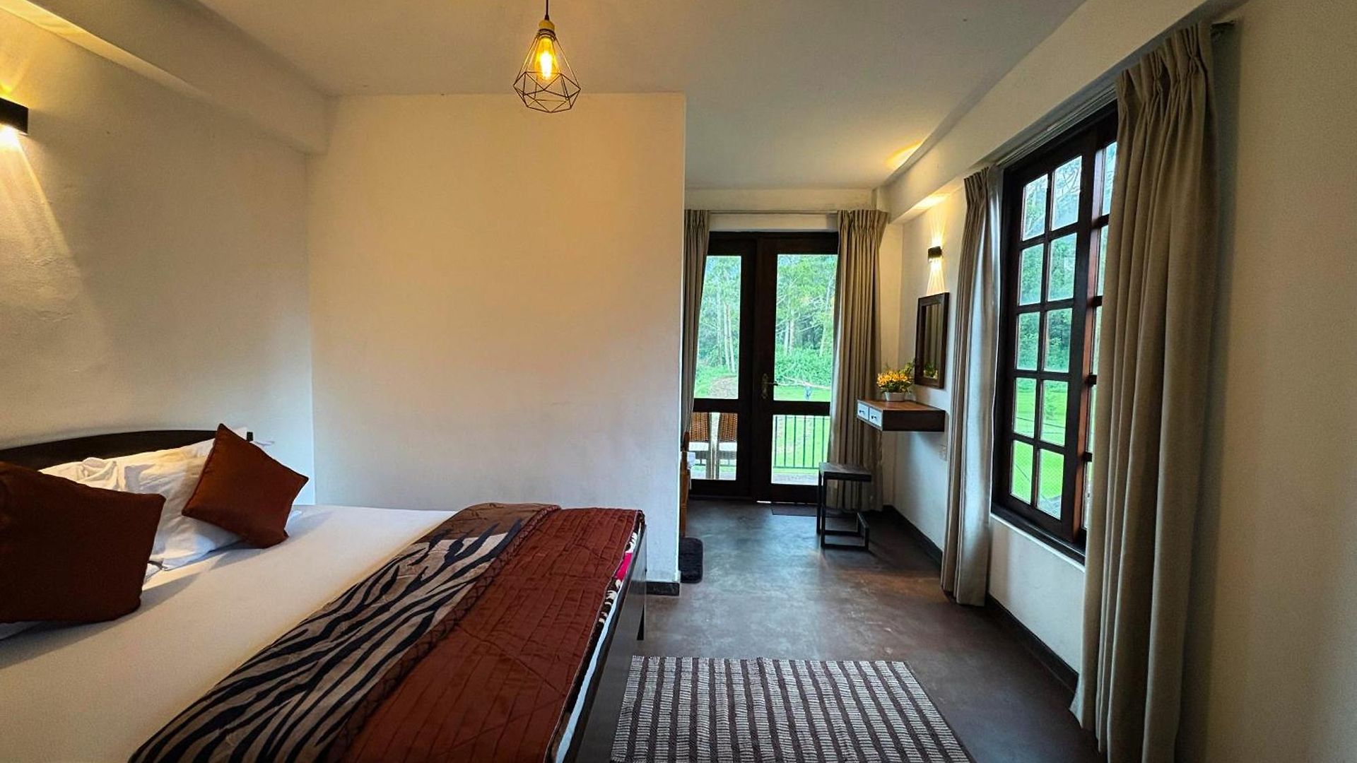 The Urban Hideout * Nuwara Eliya