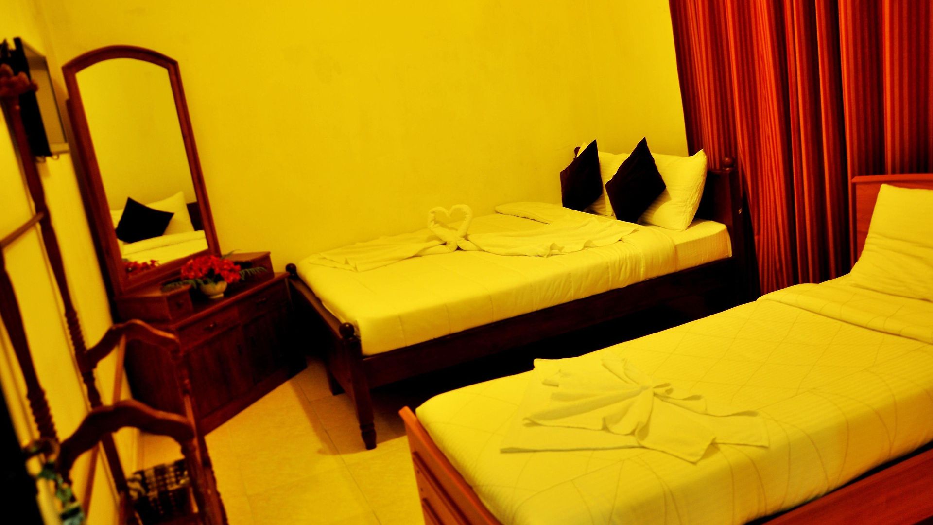 Hotel Inroma