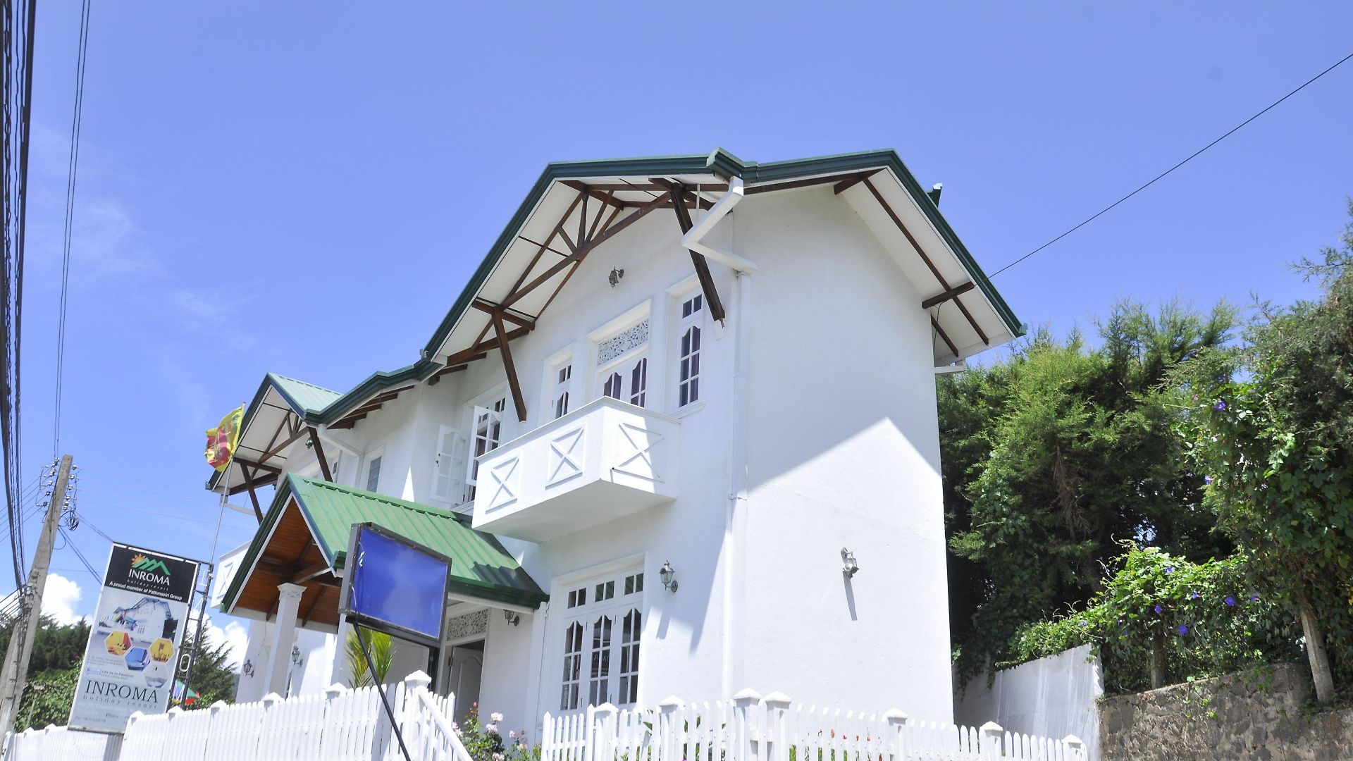 Hotel Inroma