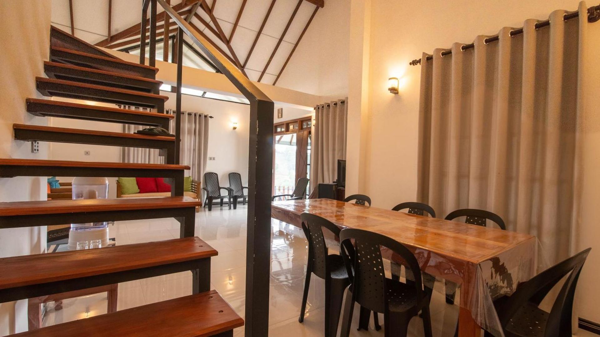 Guest house The Peak Nest