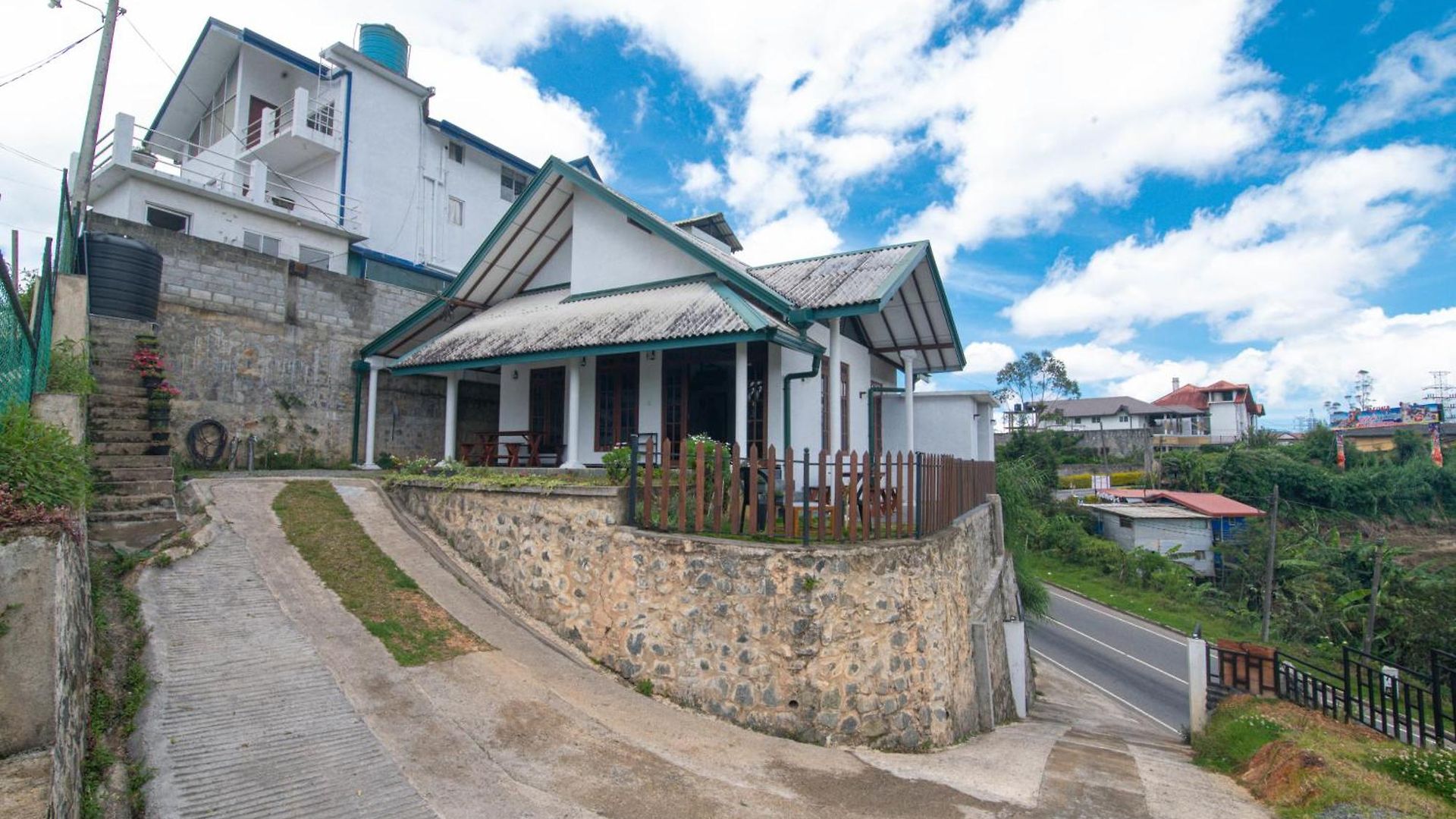 The Peak Nest * Nuwara Eliya
