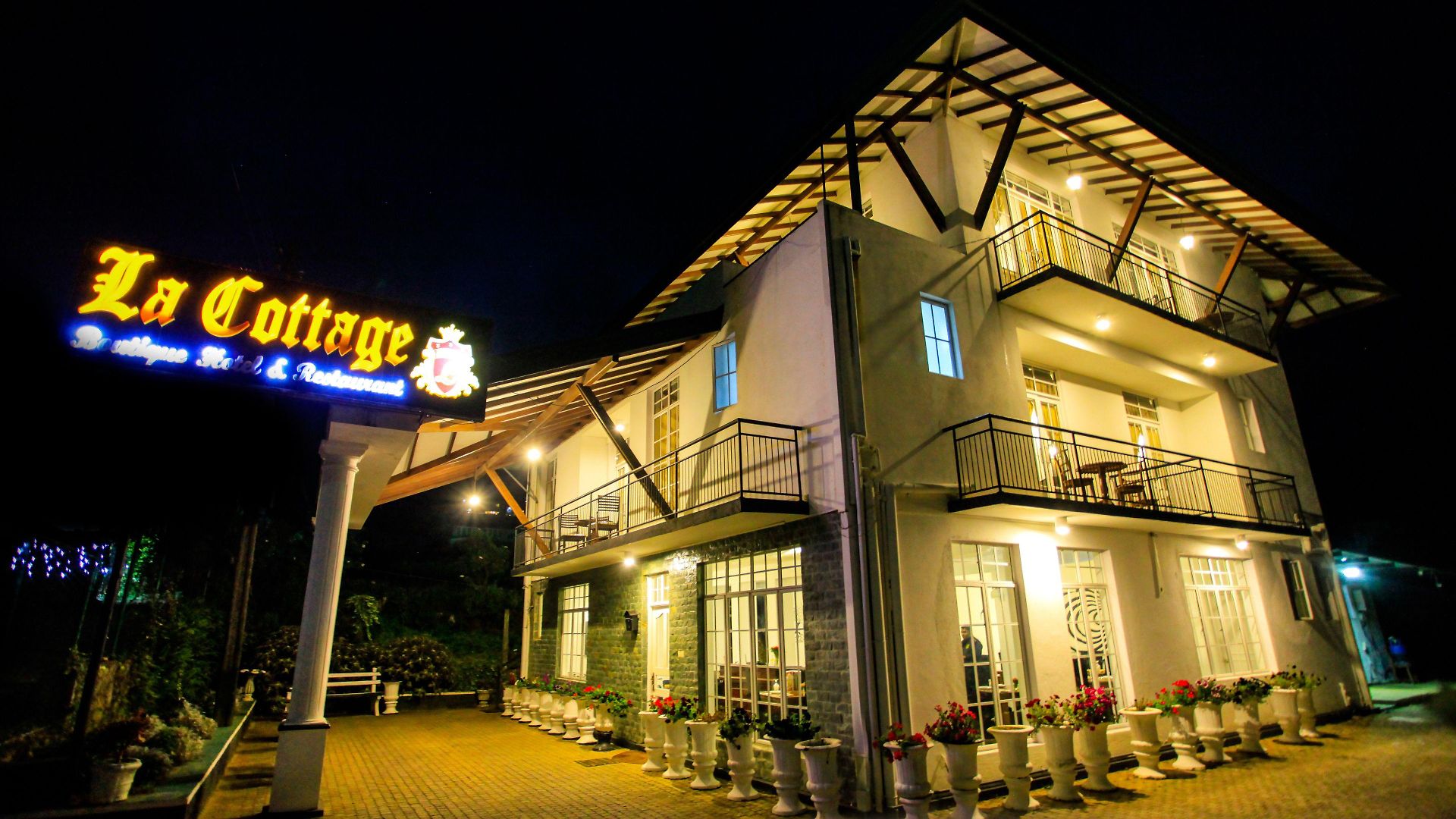 La Cottage Boutique Hotel & Restaurant Hotel 3*
