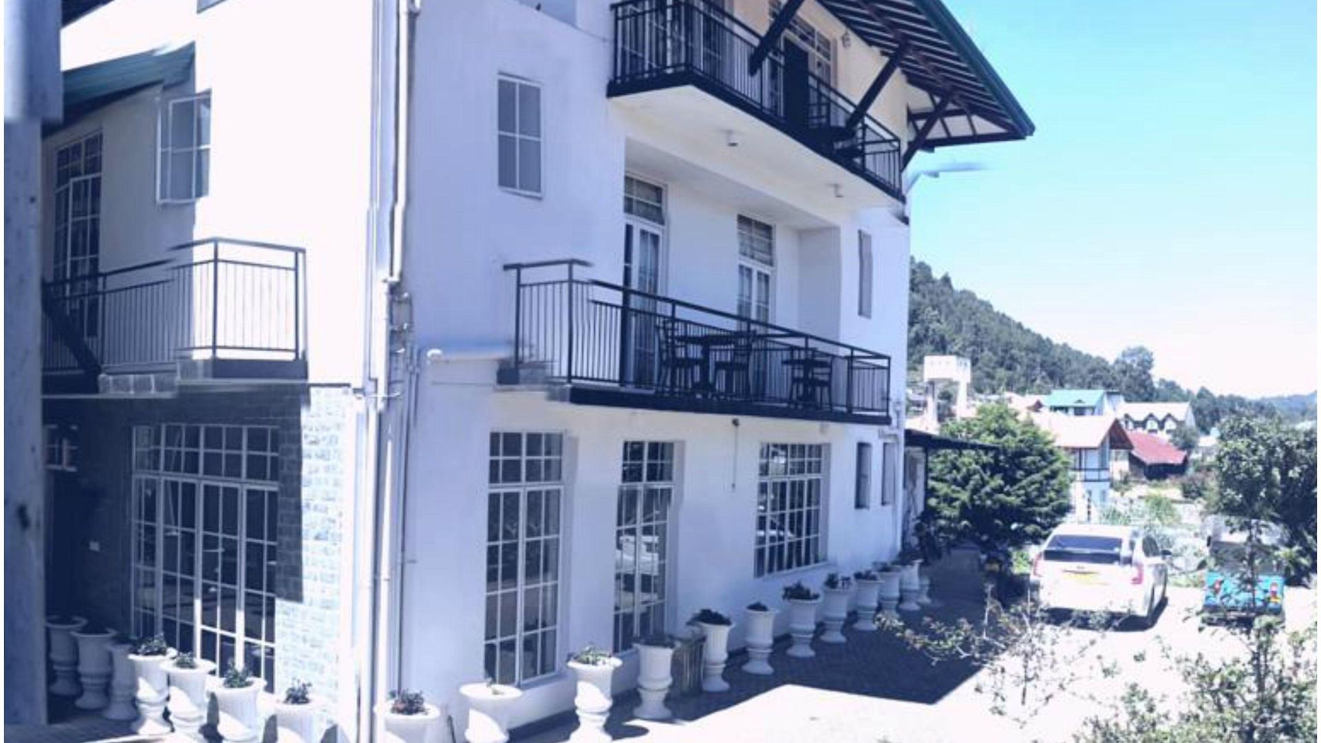 Hotel La Cottage Boutique Hotel & Restaurant Nuwara Eliya