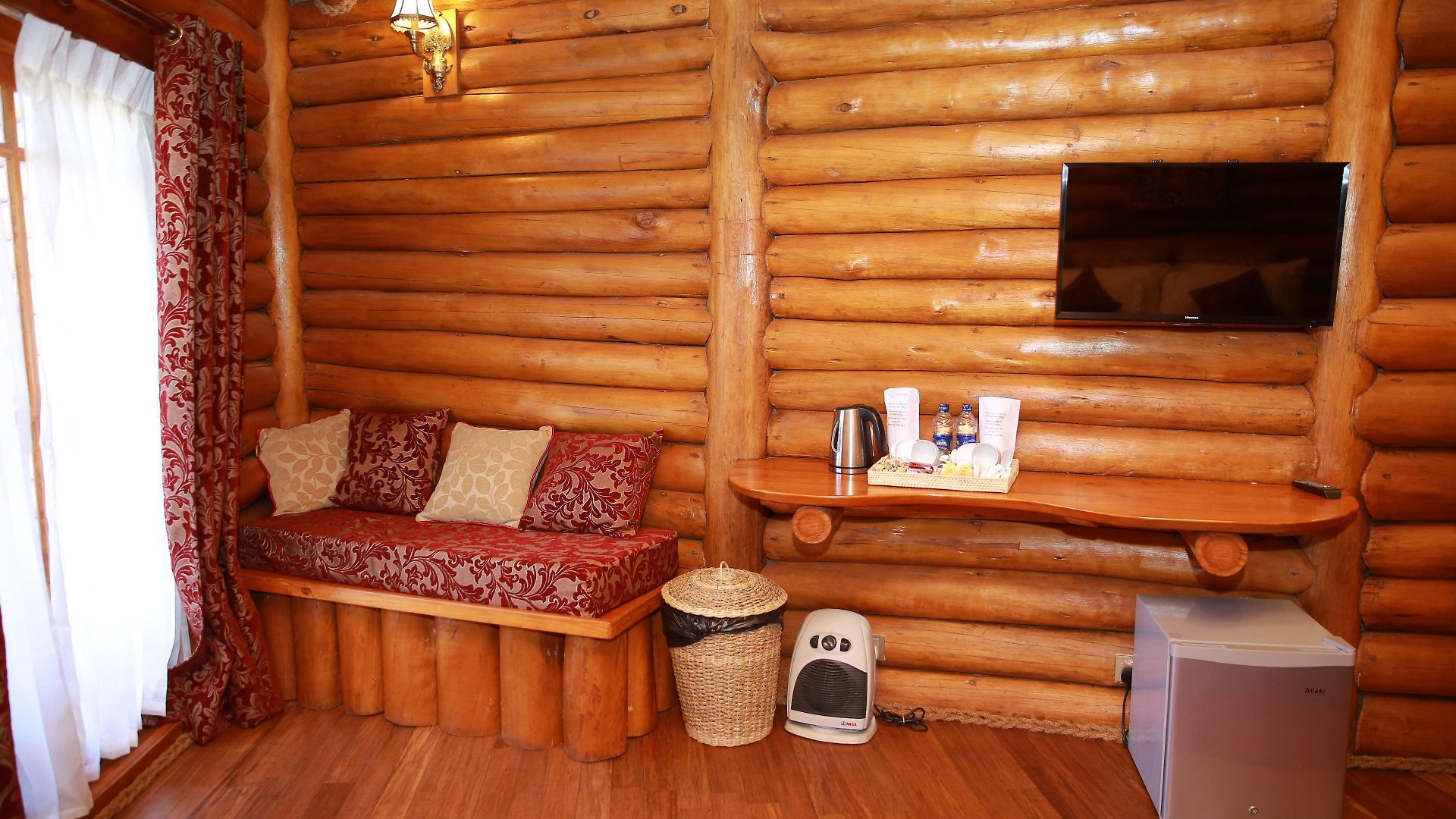 Queenswood Hotel 5*