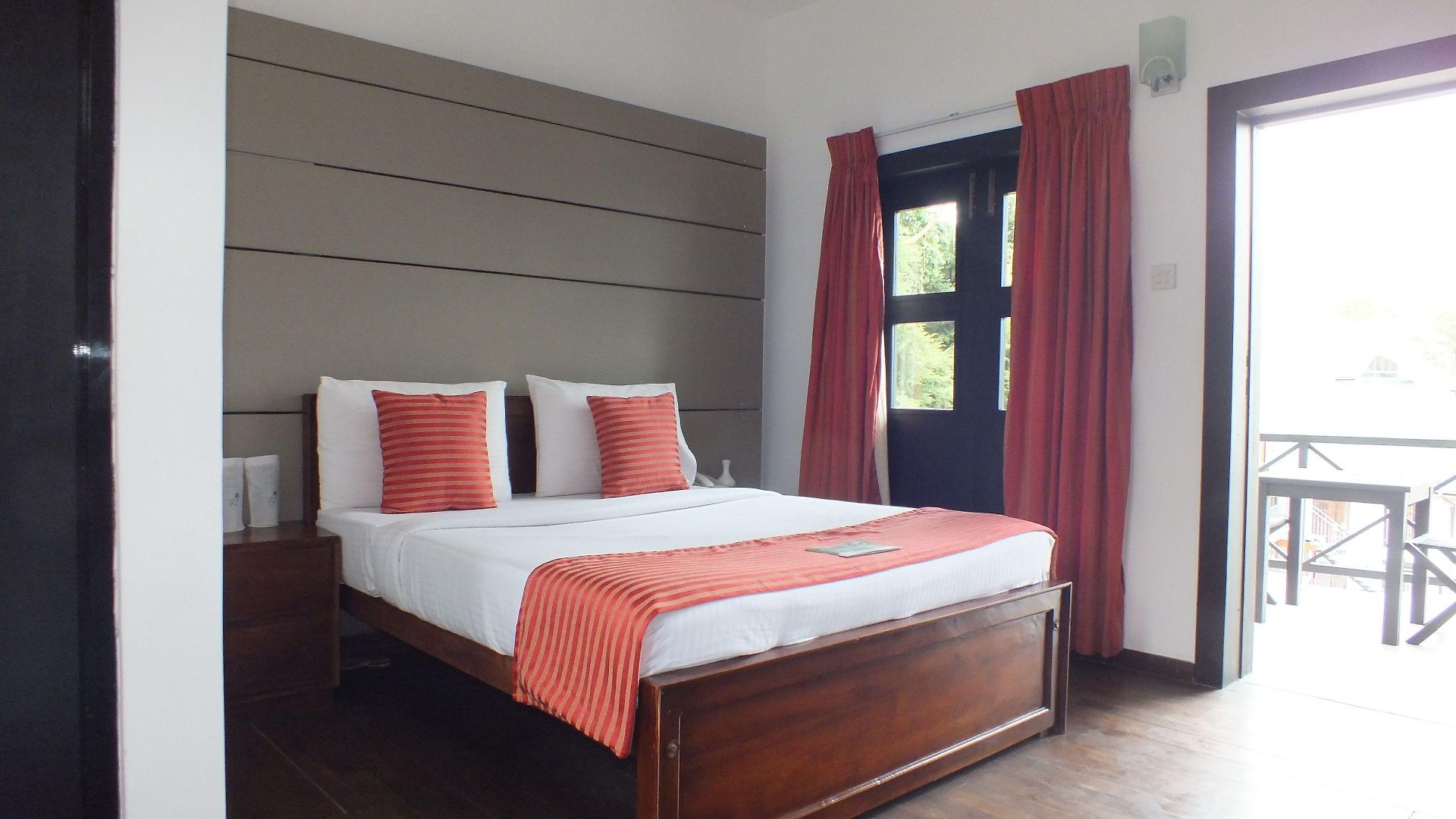 42 Nuwara Eliya