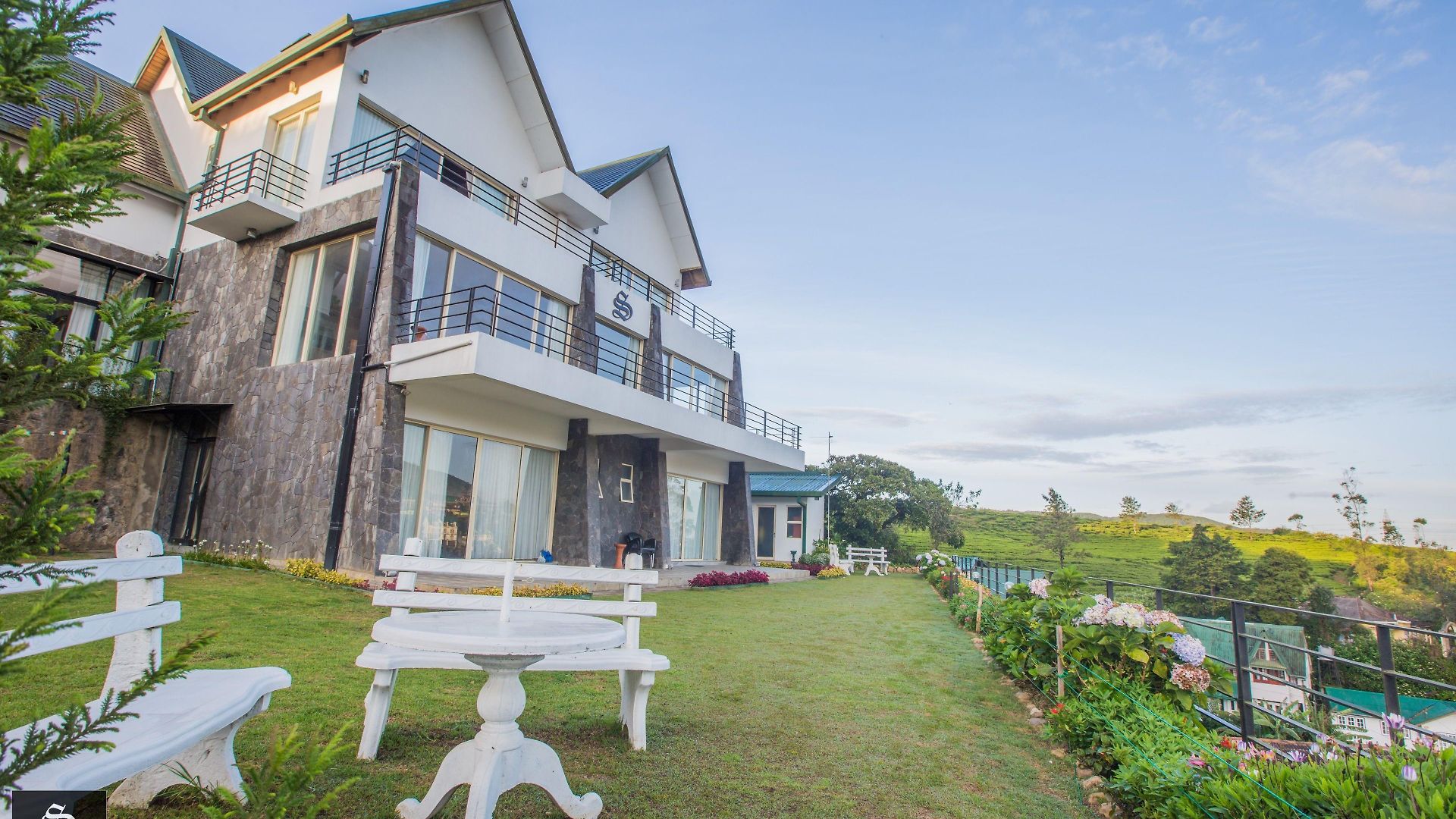 Villa Serenus Boutique
