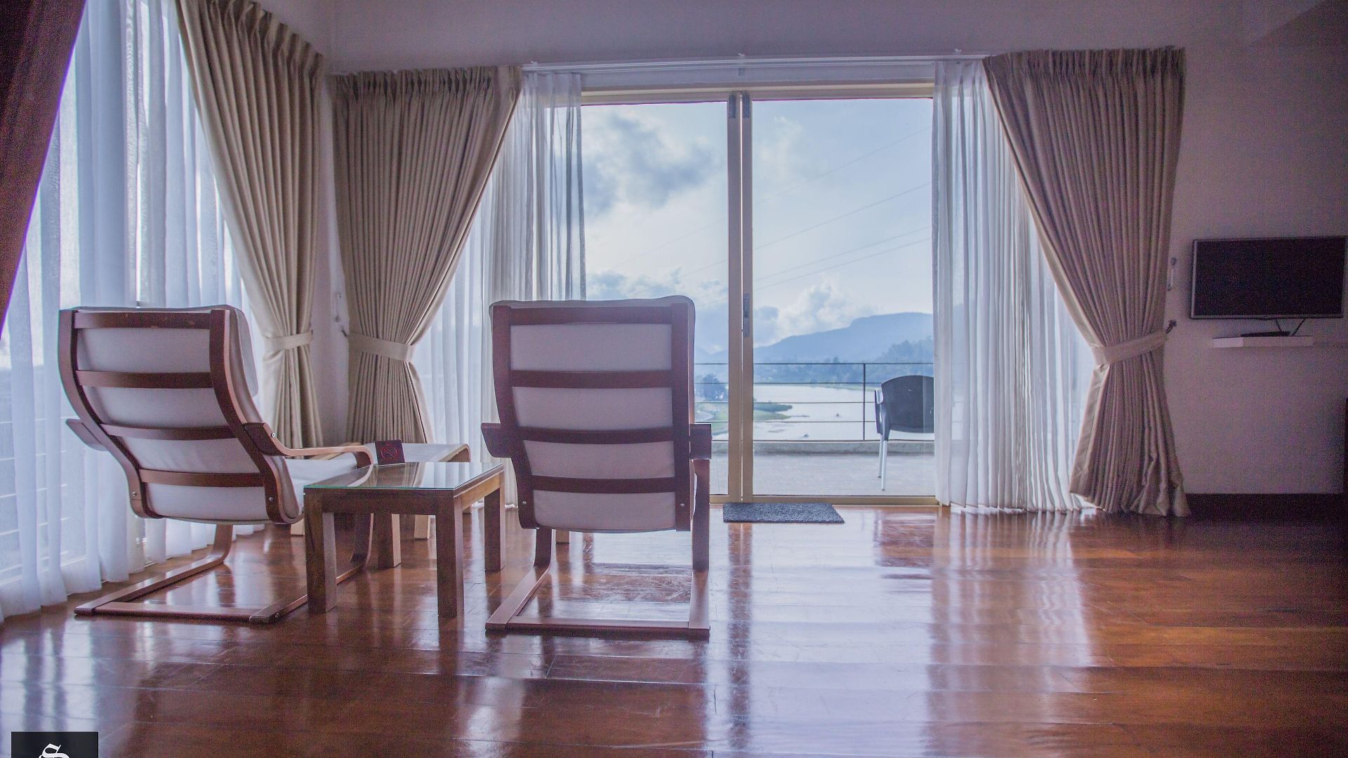 Villa Serenus Boutique *