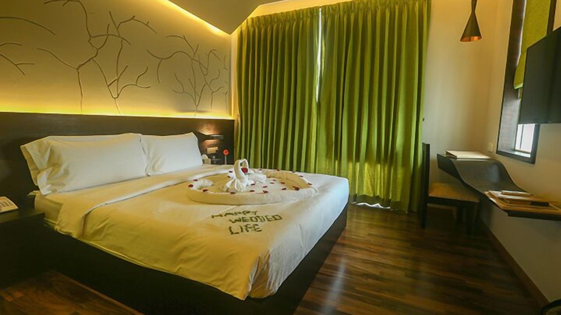 Horton Towers And Hotel Nuwara Eliya