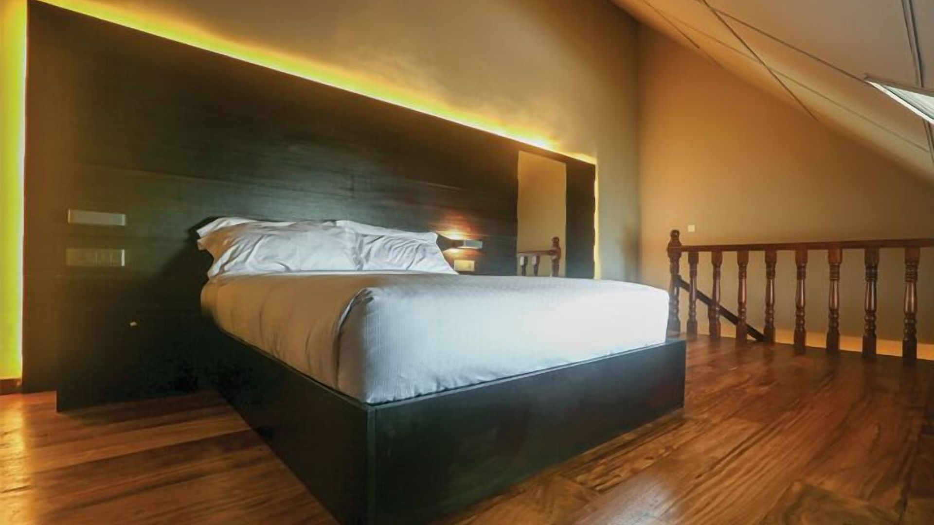 Hotel Horton Towers And 4*