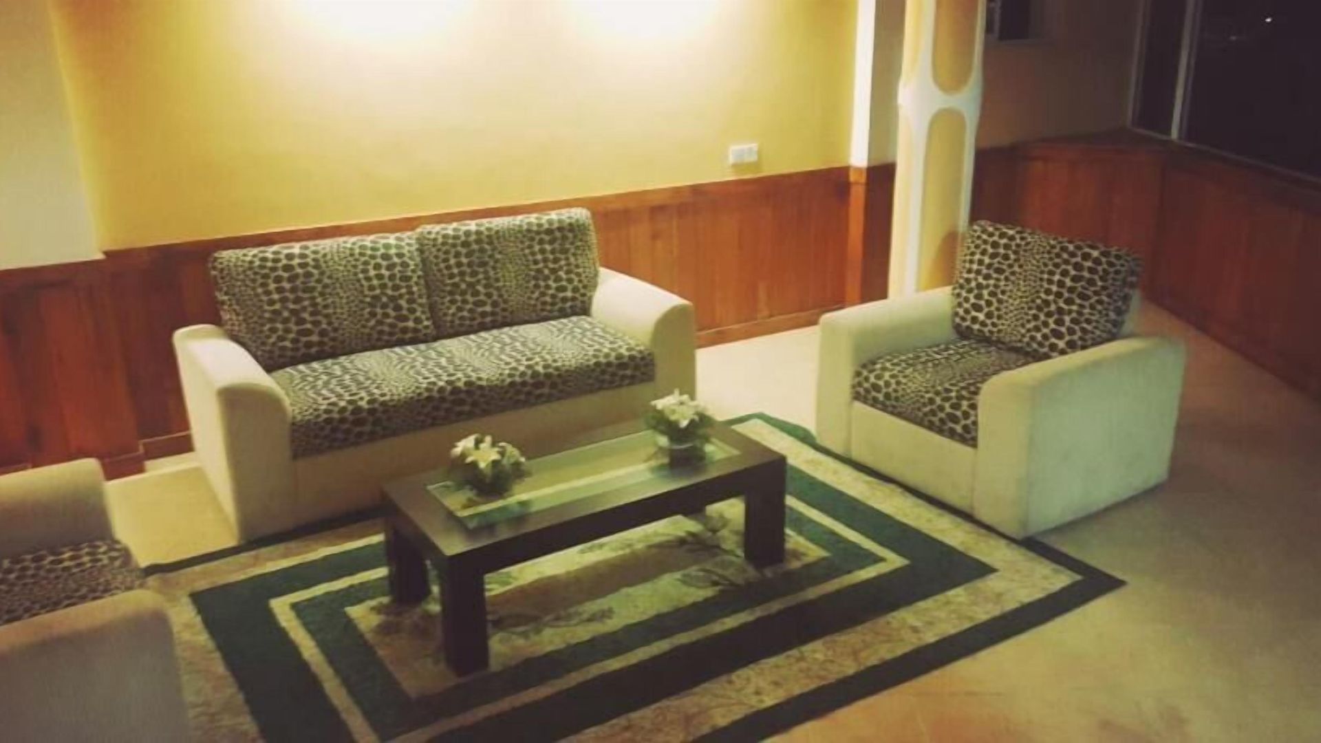 The Queensburry Hotel 4*