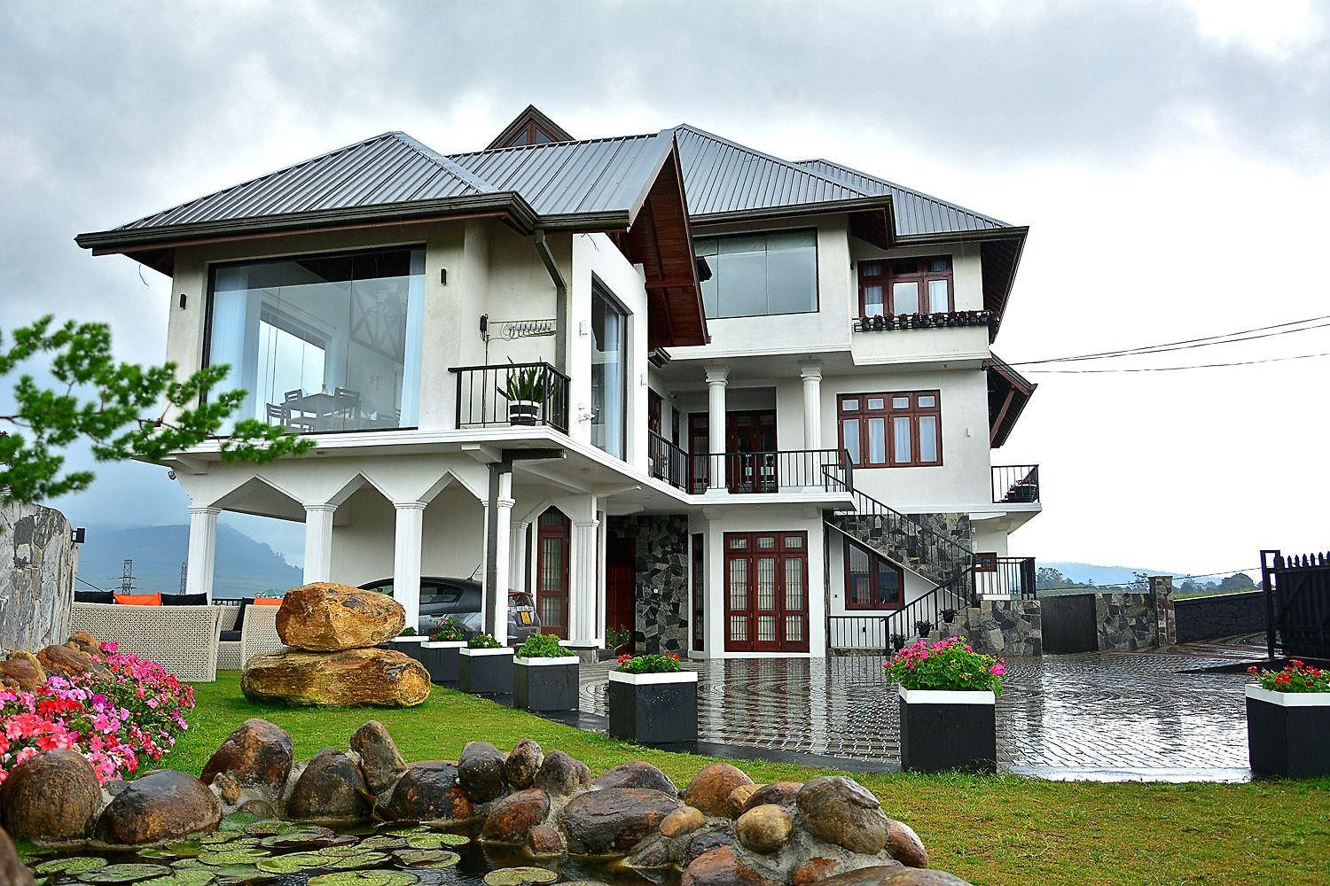 Mount Royal Villa *