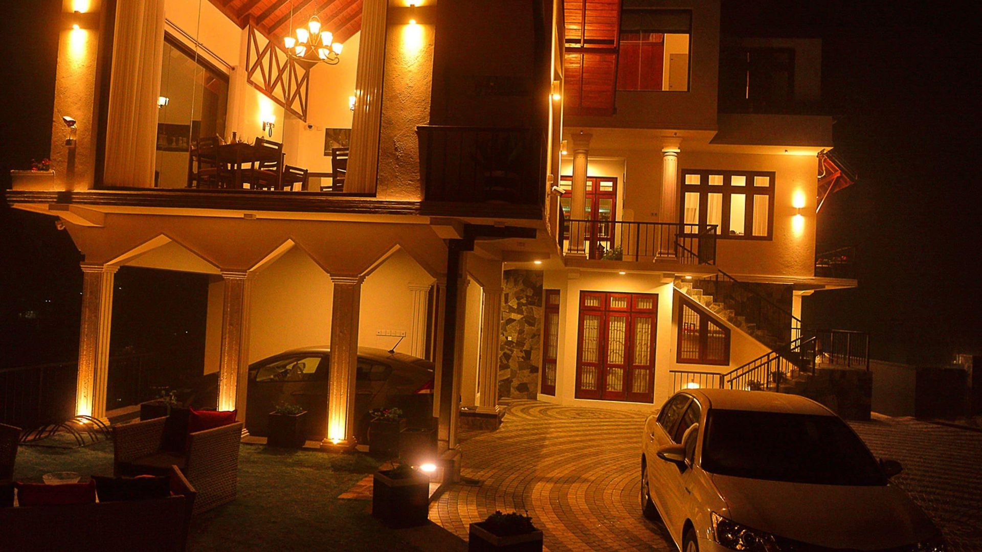 Mount Royal Villa *