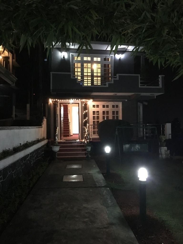 New Royal Mount Homestay *