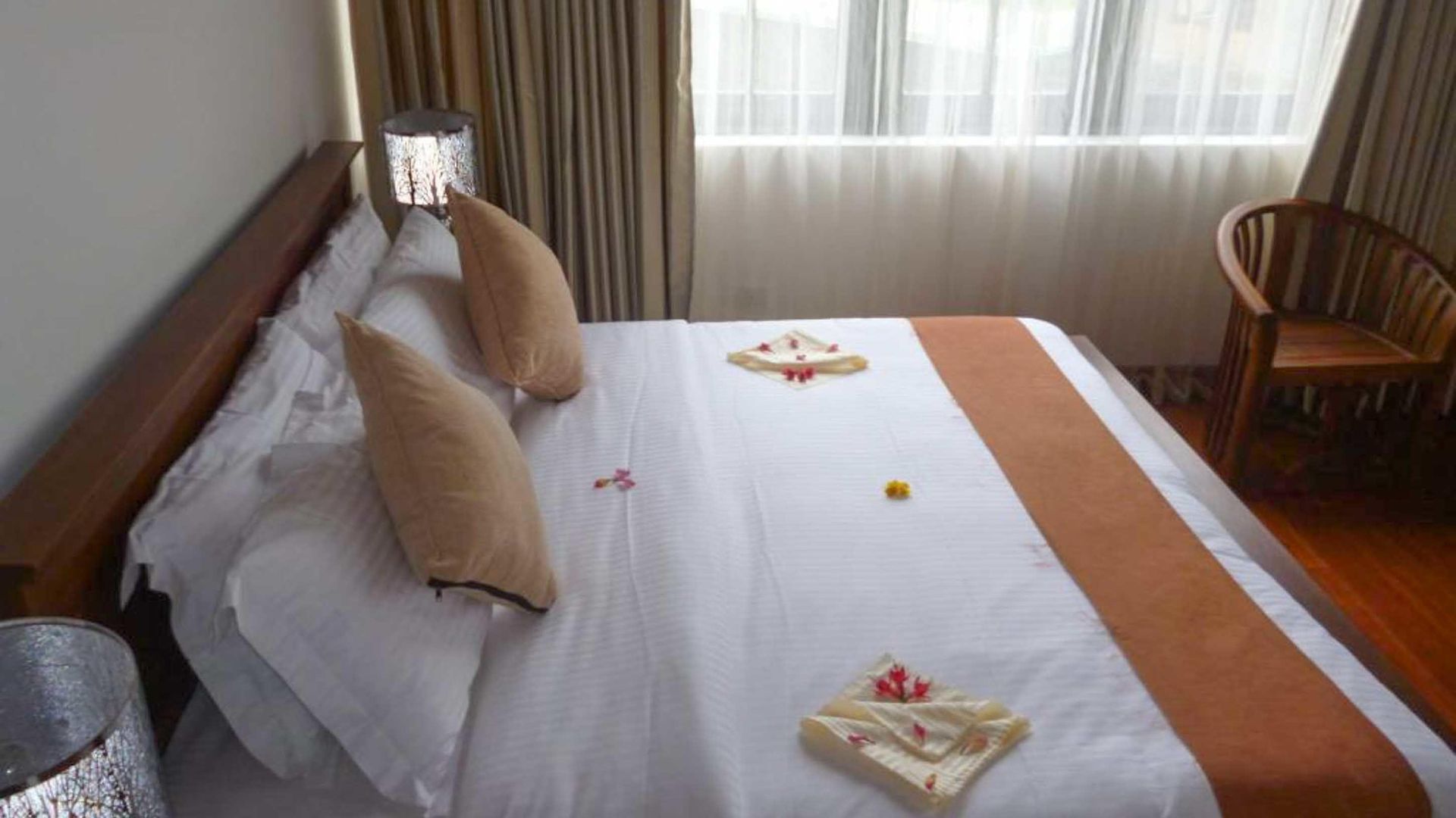 Daffodils Hotel 4*