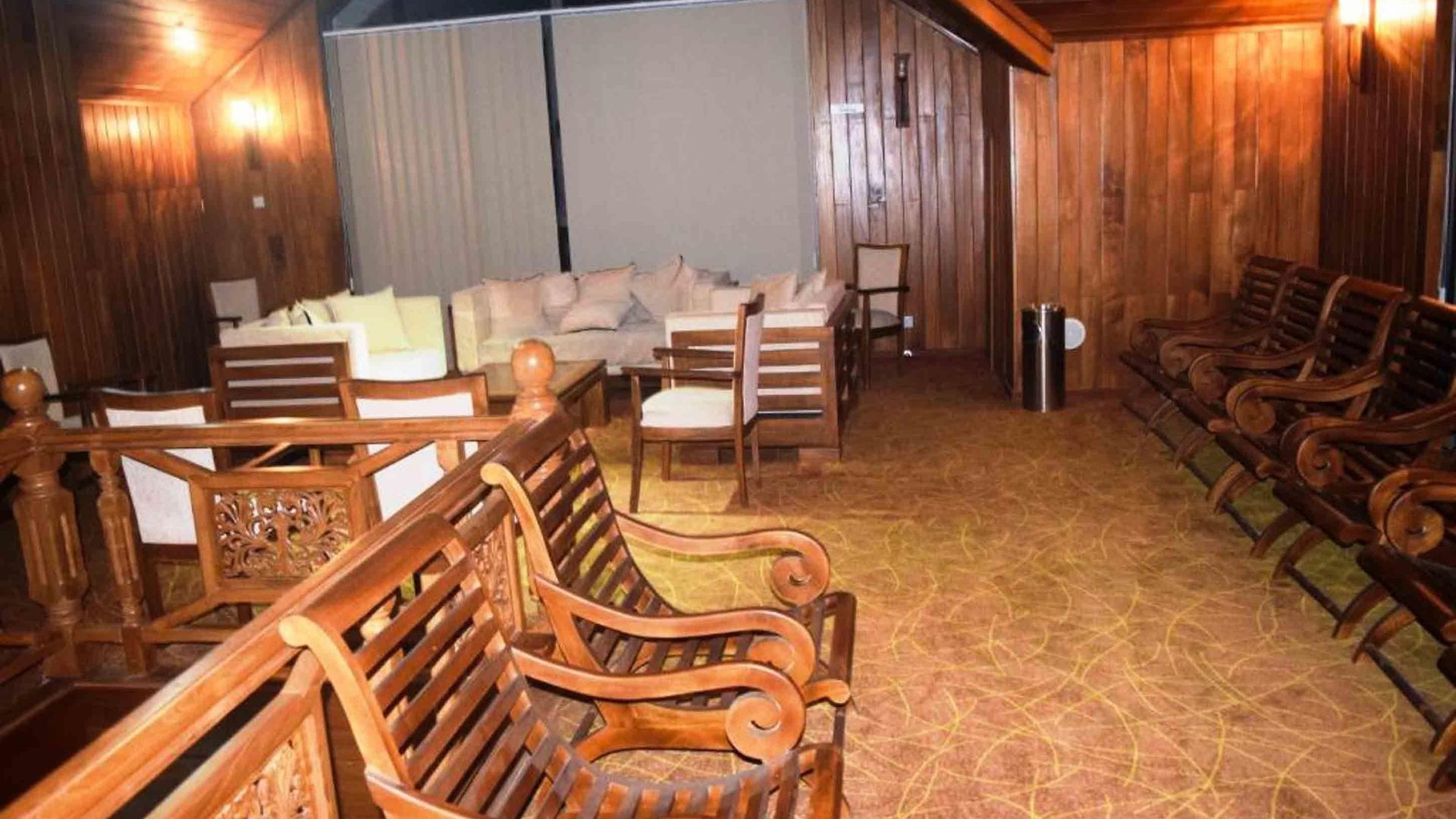 Hotel Daffodils