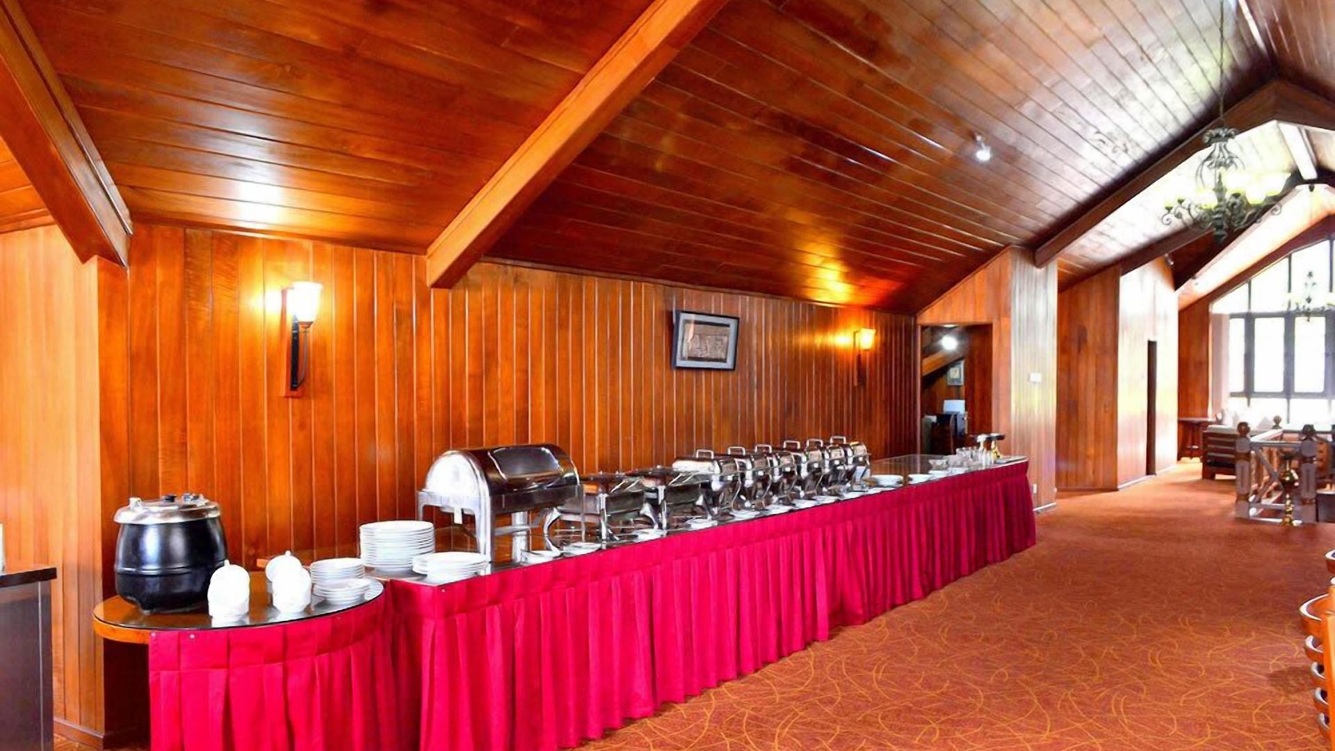 Hotel Daffodils Nuwara Eliya