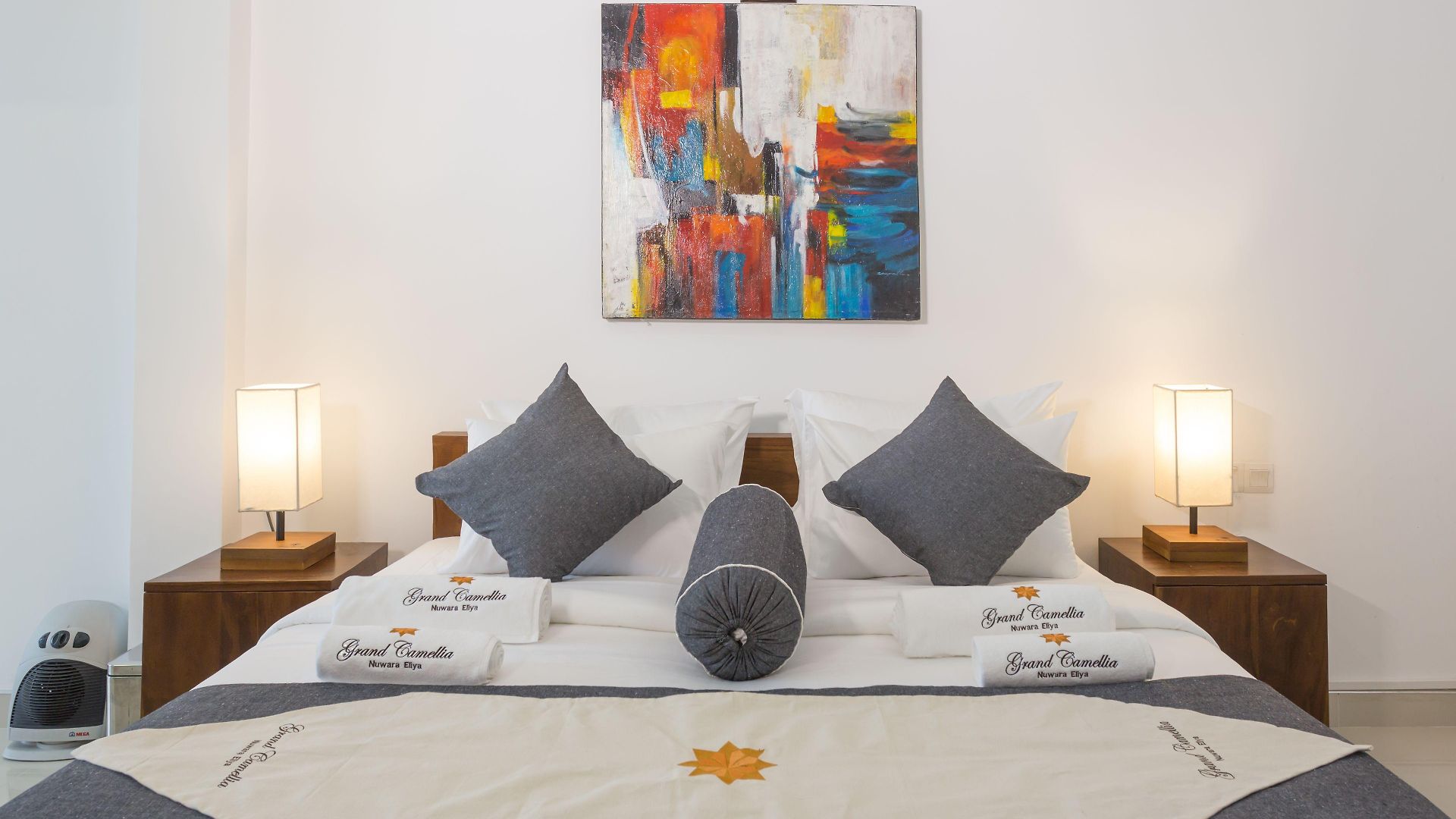 Grand Camellia Hotel