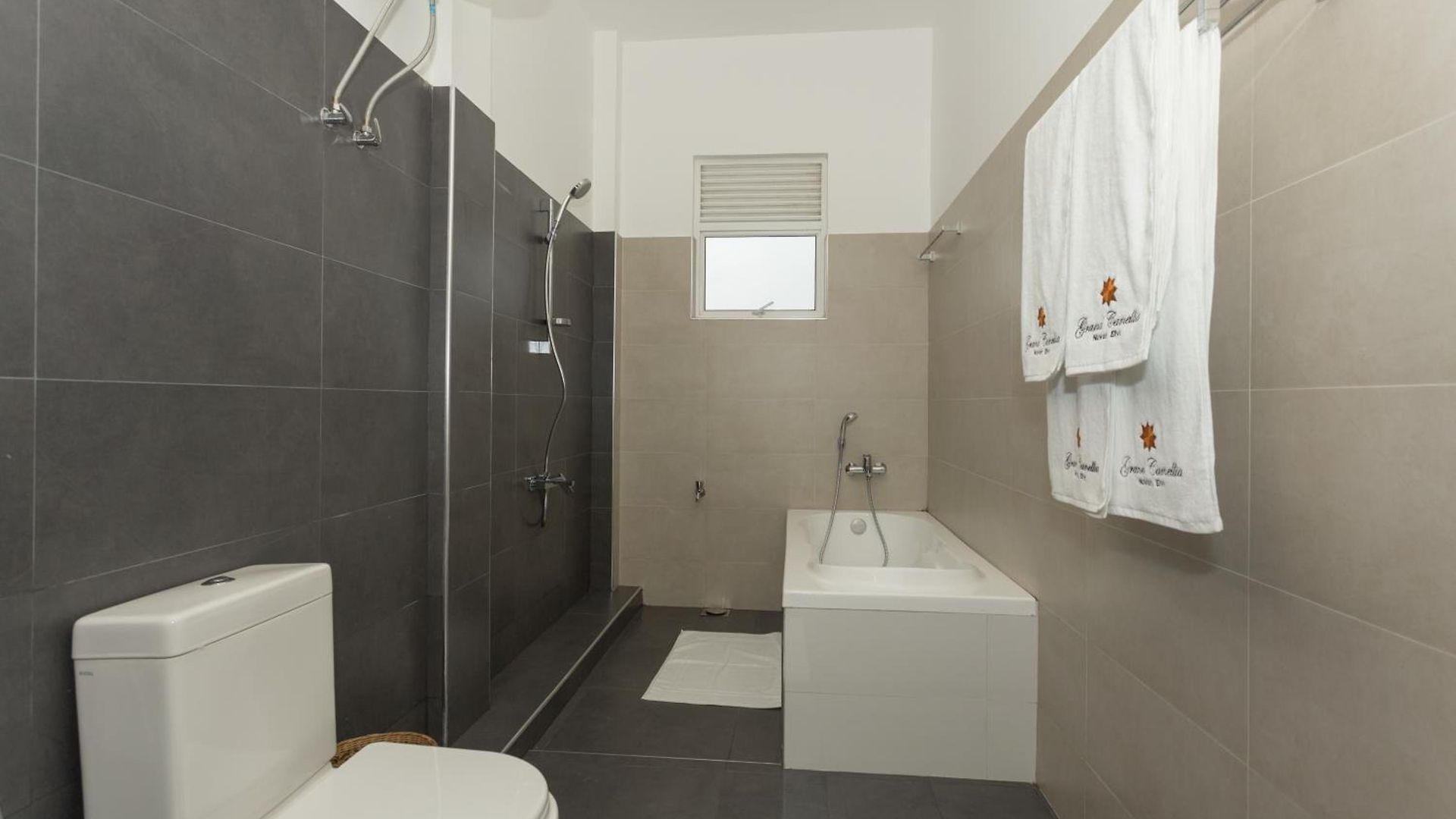 Grand Camellia Hotel Nuwara Eliya