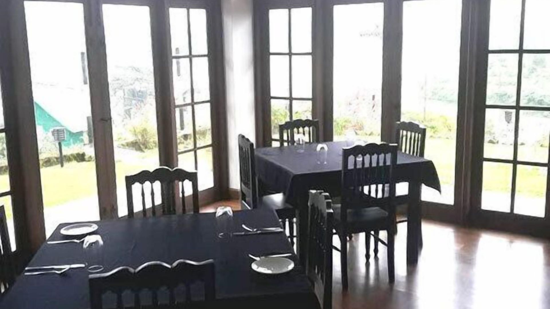 Sanctuary Hills Resort 3*