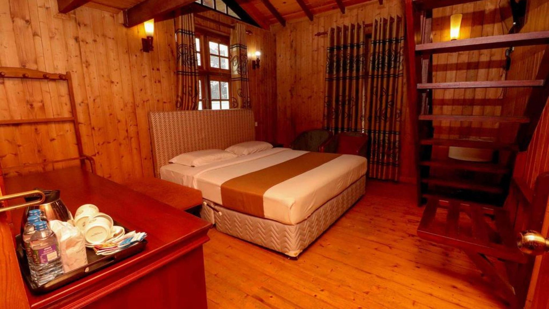 Hotel Alpine 3*