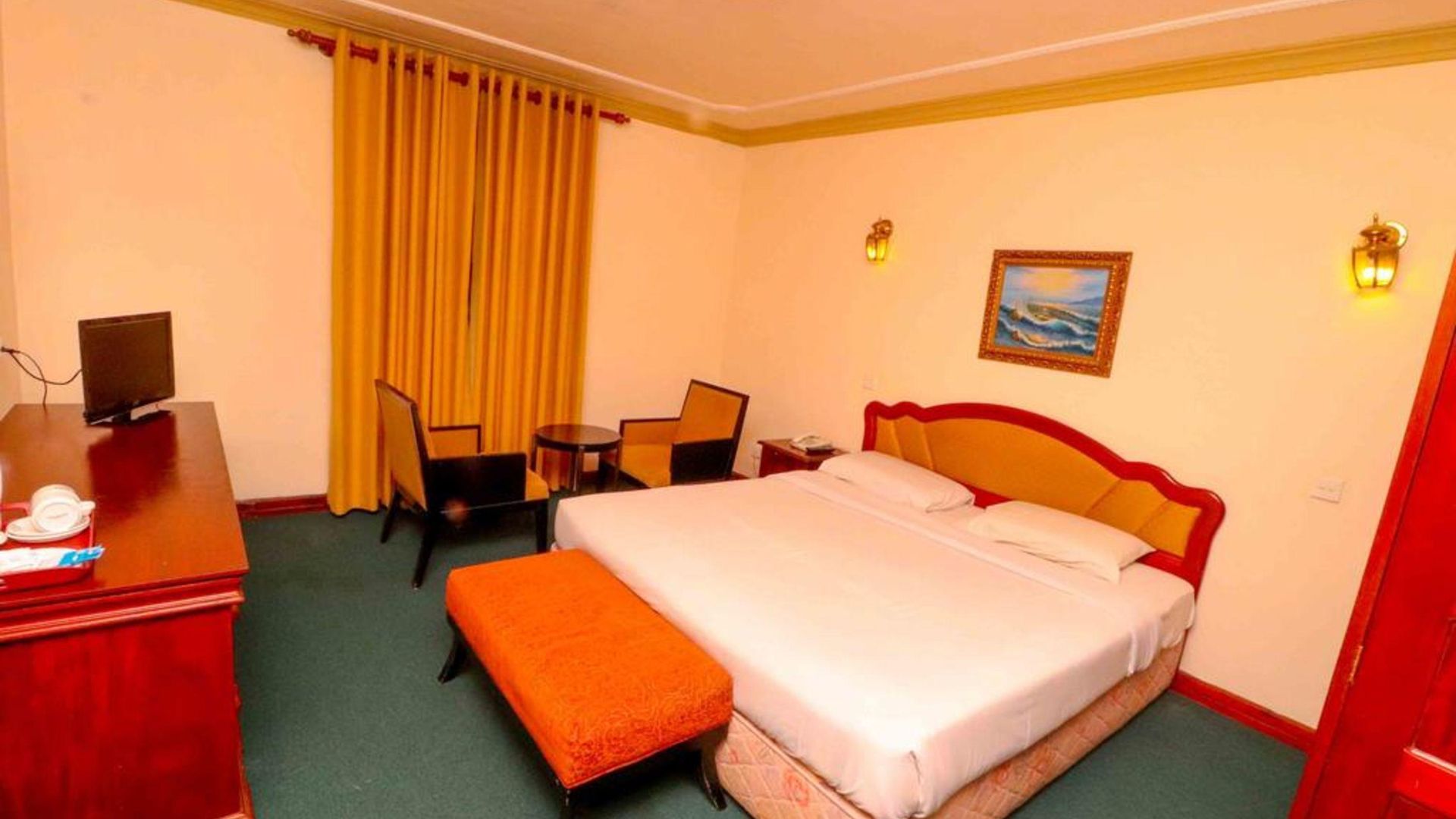 Hotel Alpine