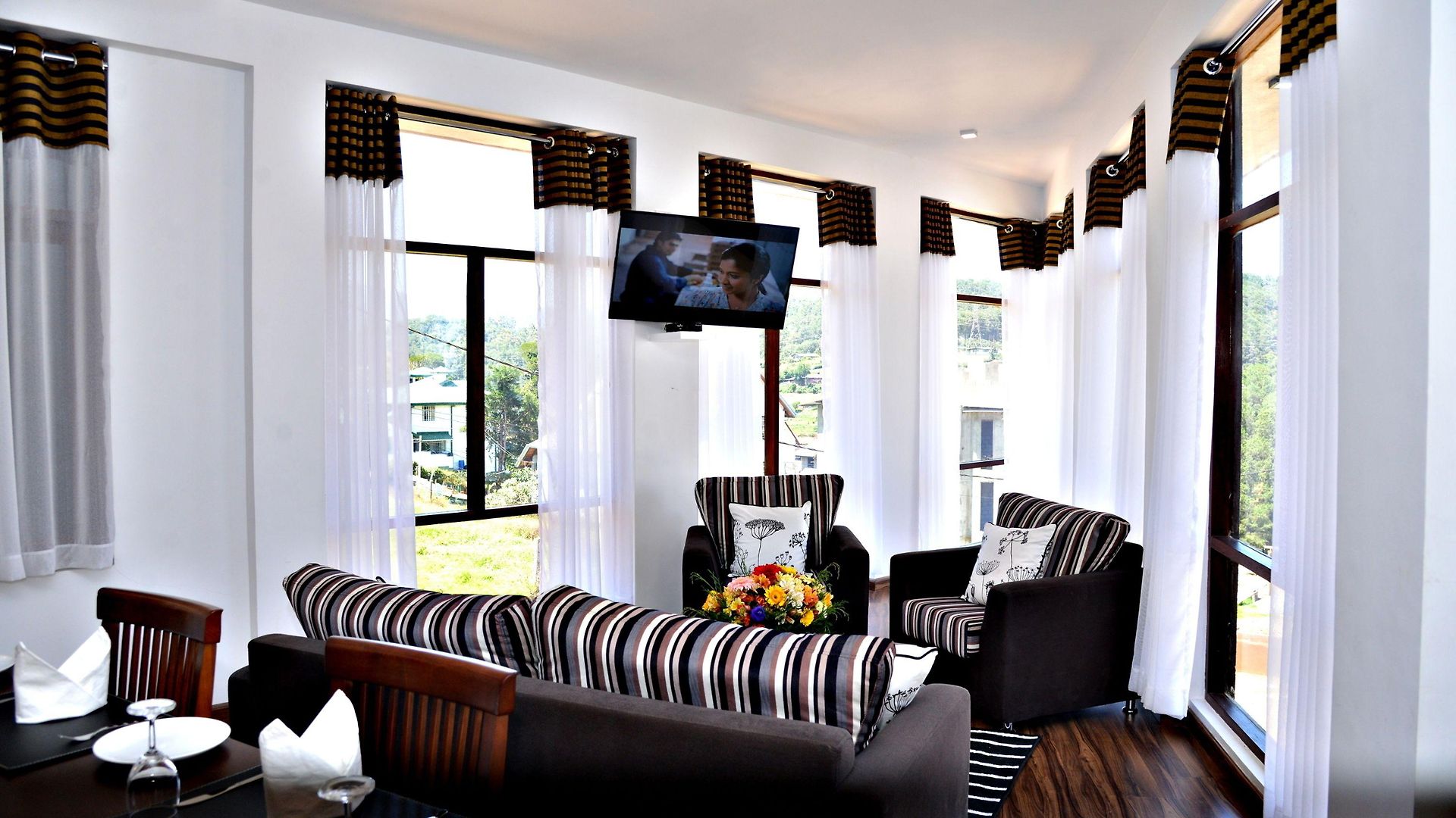 Kingsford Residences * Nuwara Eliya