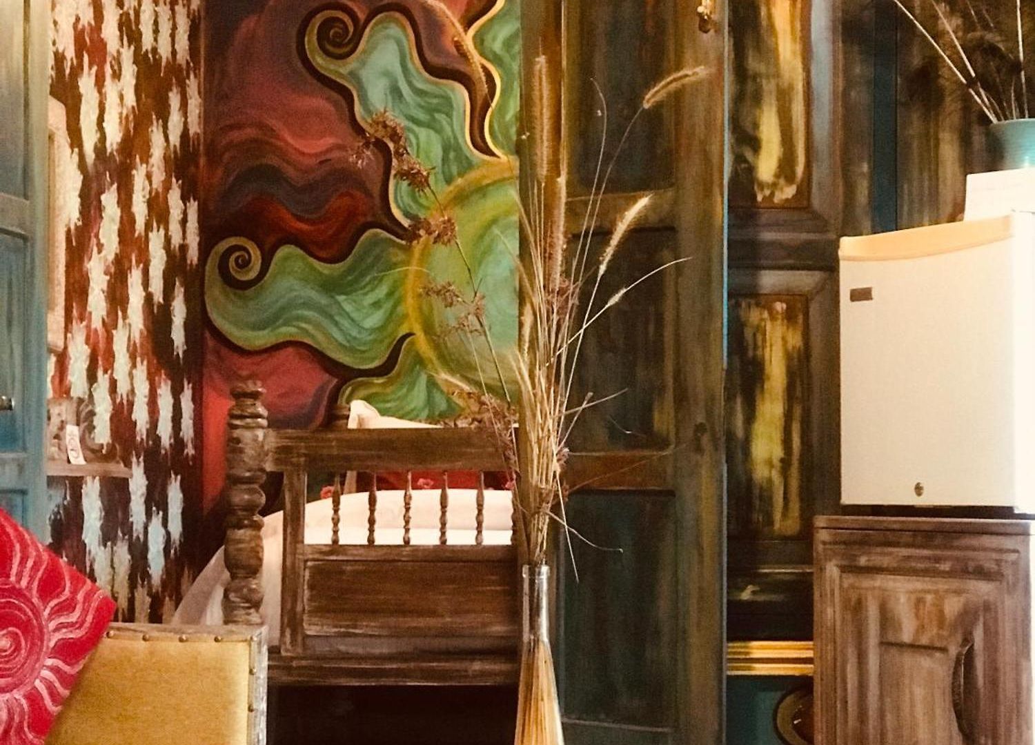 Serendipity Artistic By Heidis Guest house