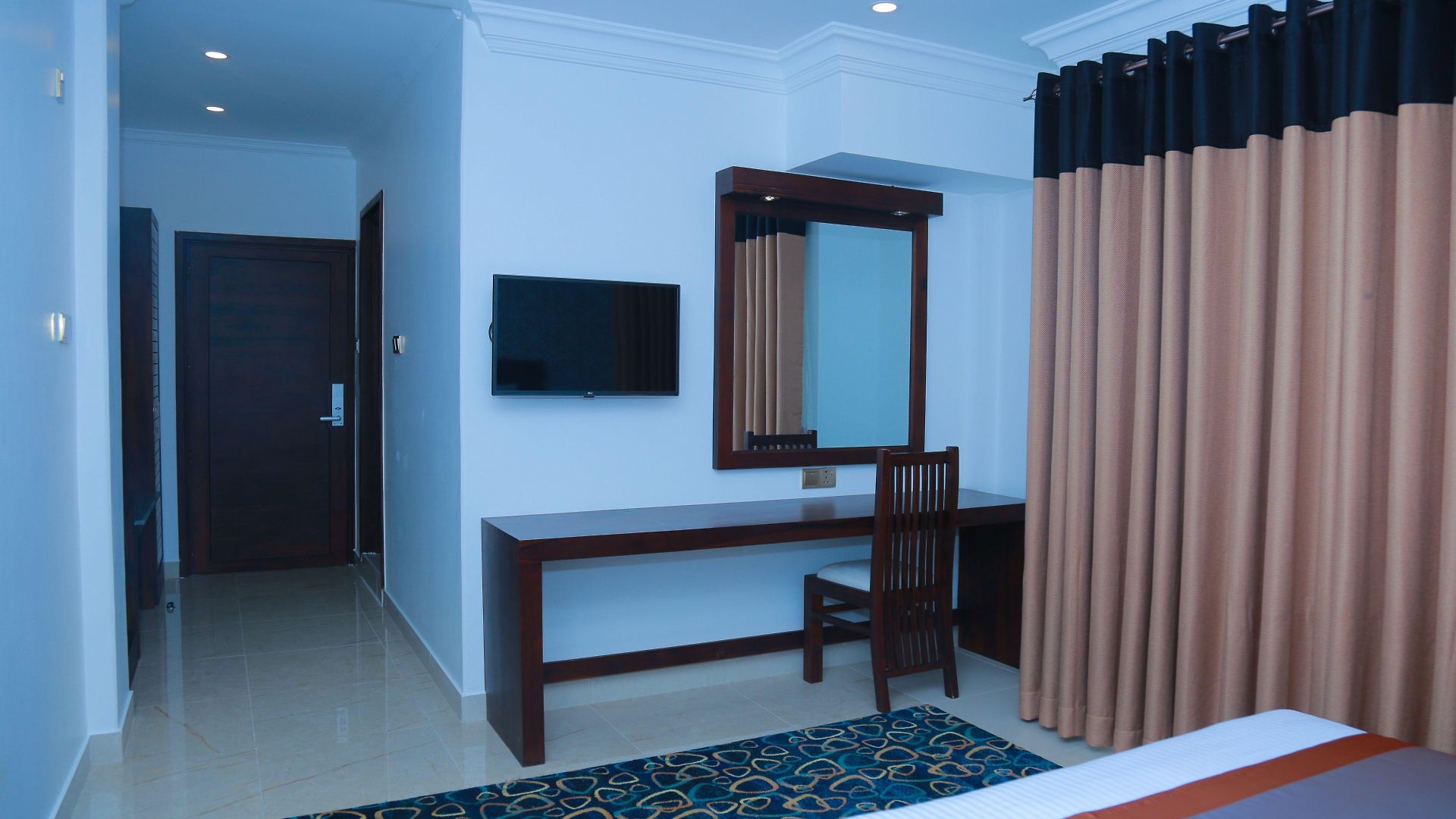 Galaxy Grand Hotel Nuwara Eliya