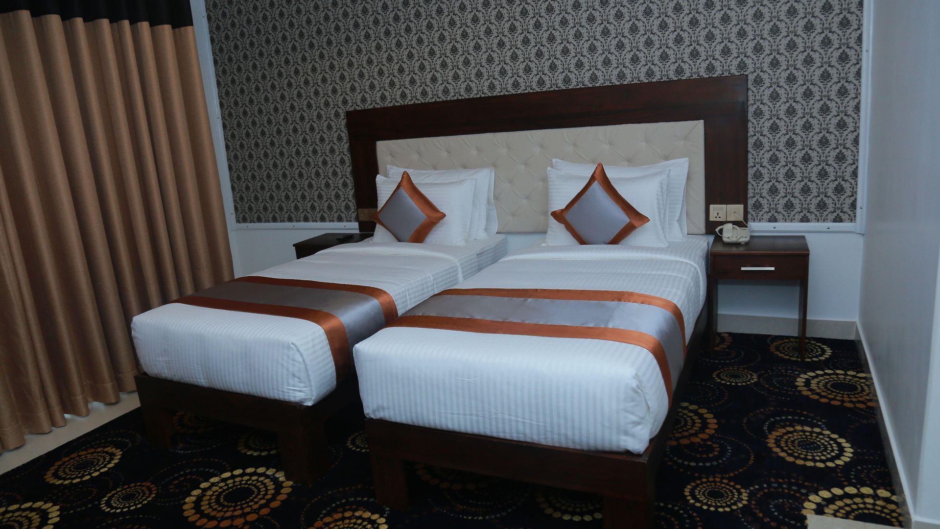 Hotel Galaxy Grand 3*