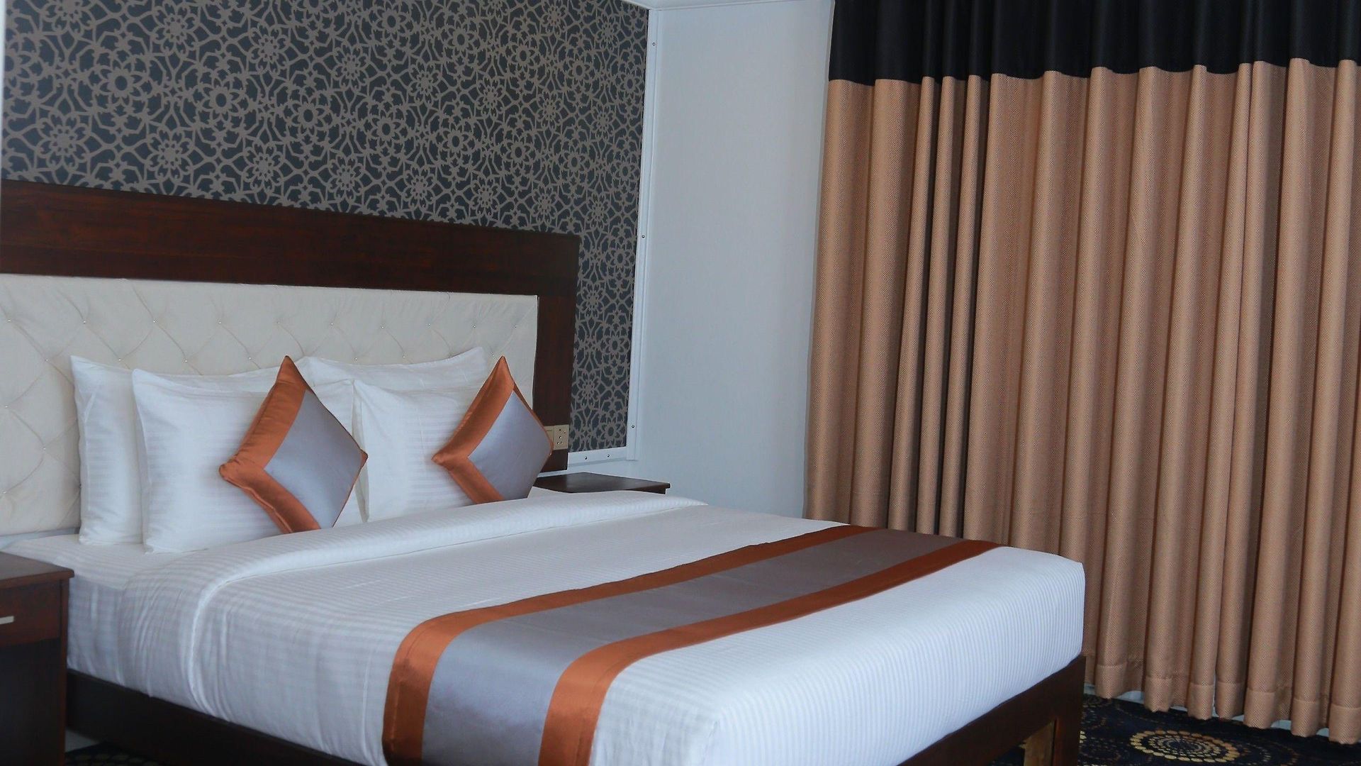 Galaxy Grand Hotel