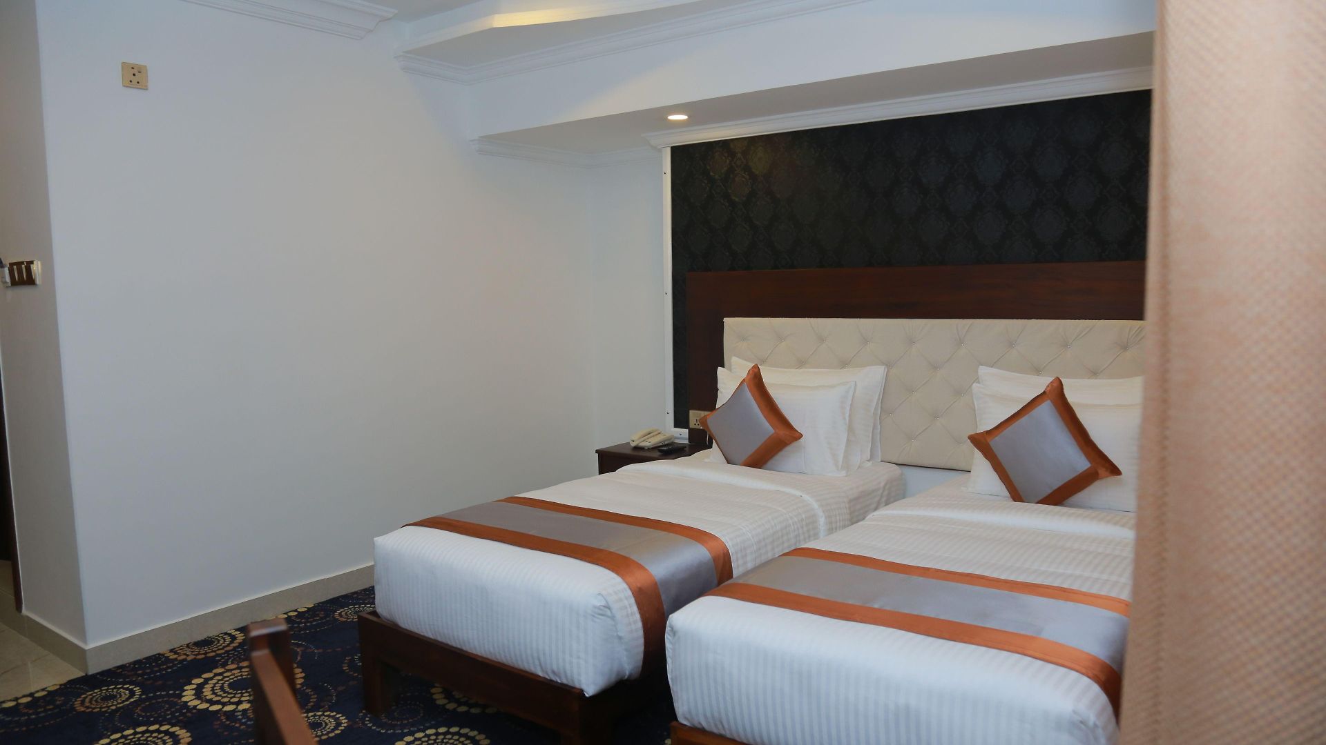 Galaxy Grand Hotel