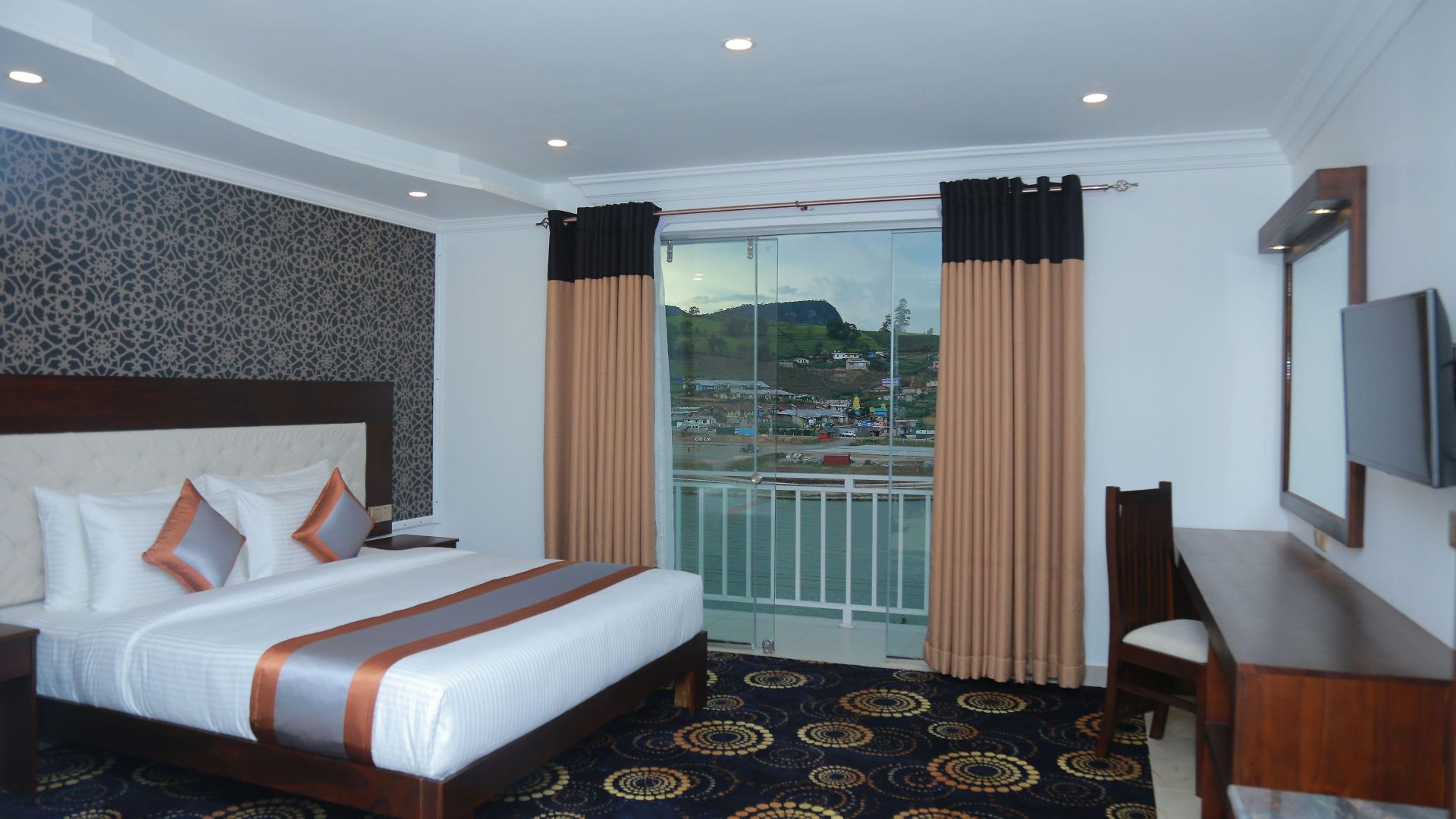 Galaxy Grand Hotel Nuwara Eliya