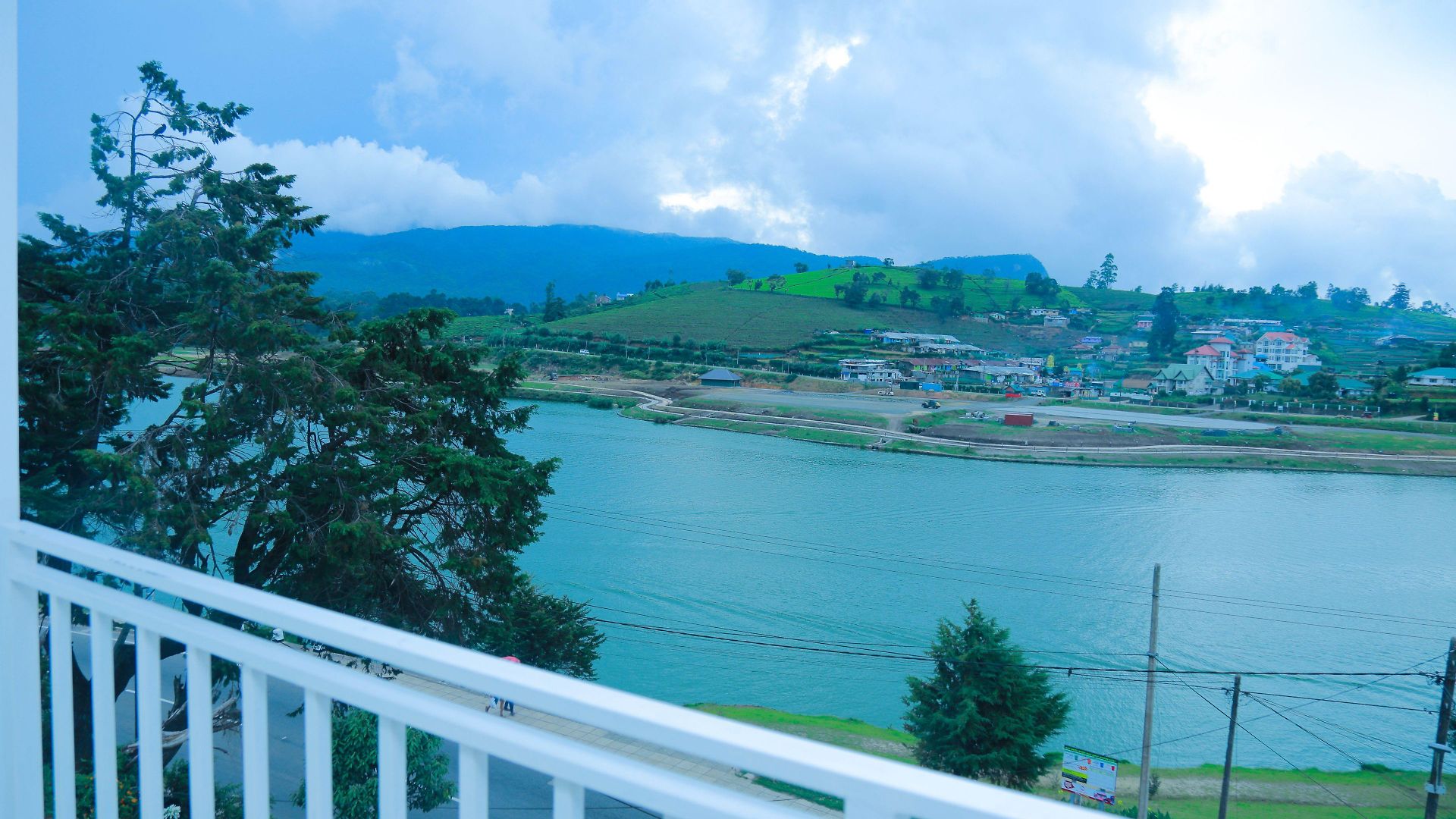Galaxy Grand Hotel Nuwara Eliya