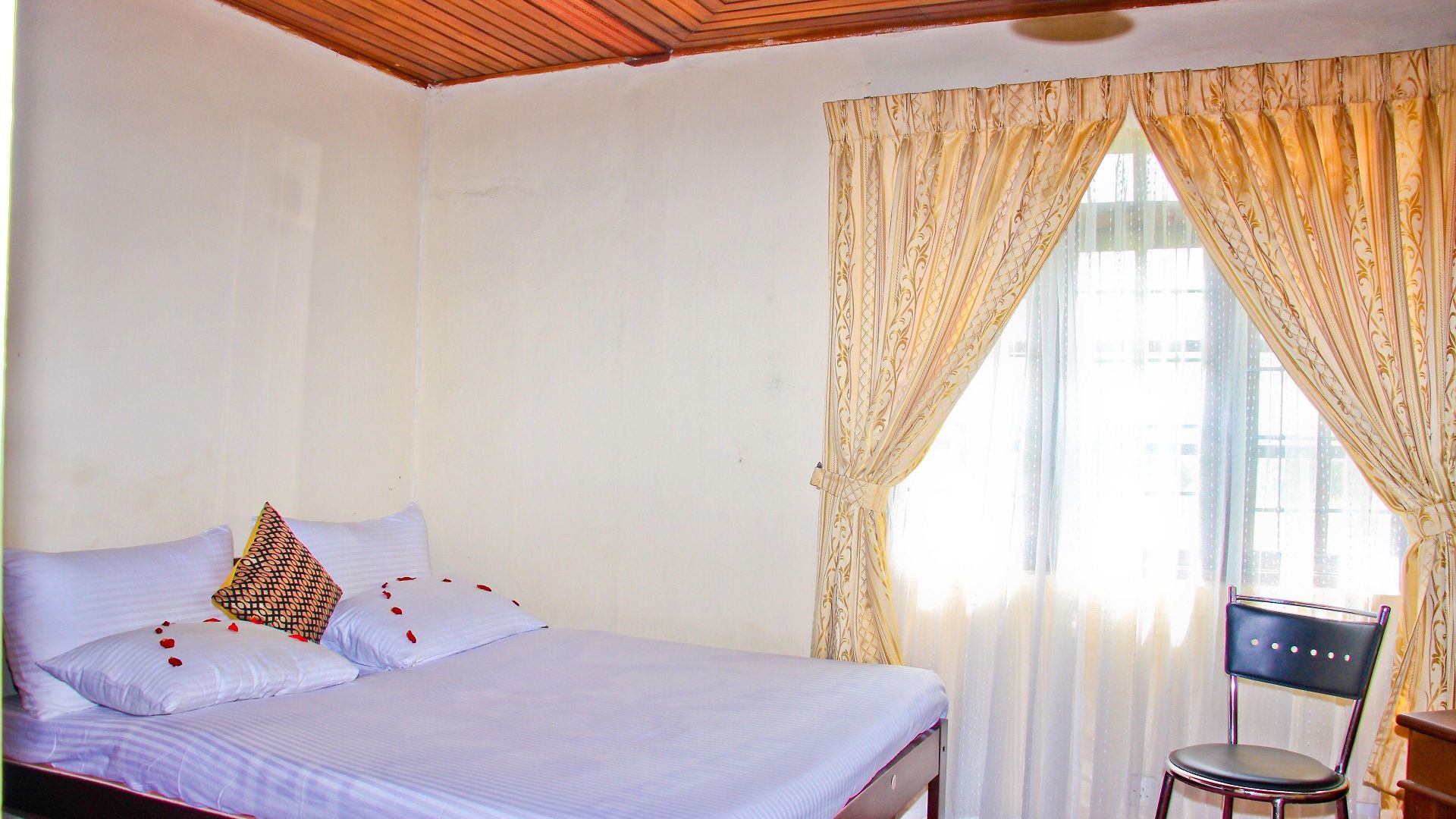 Hotel Chelthnam Nuwara Eliya