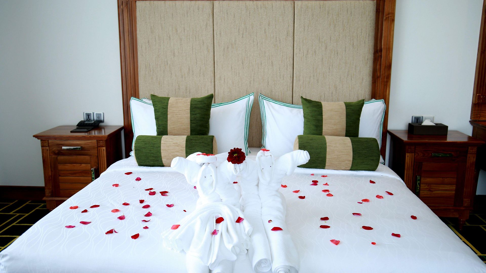 Hotel Araliya - Your Gateway To Everything In