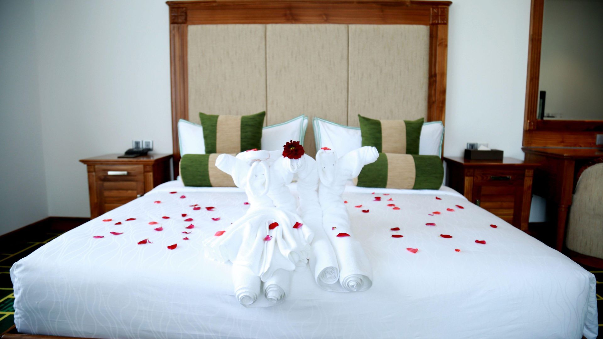 Araliya - Your Gateway To Everything In Hotel 5*