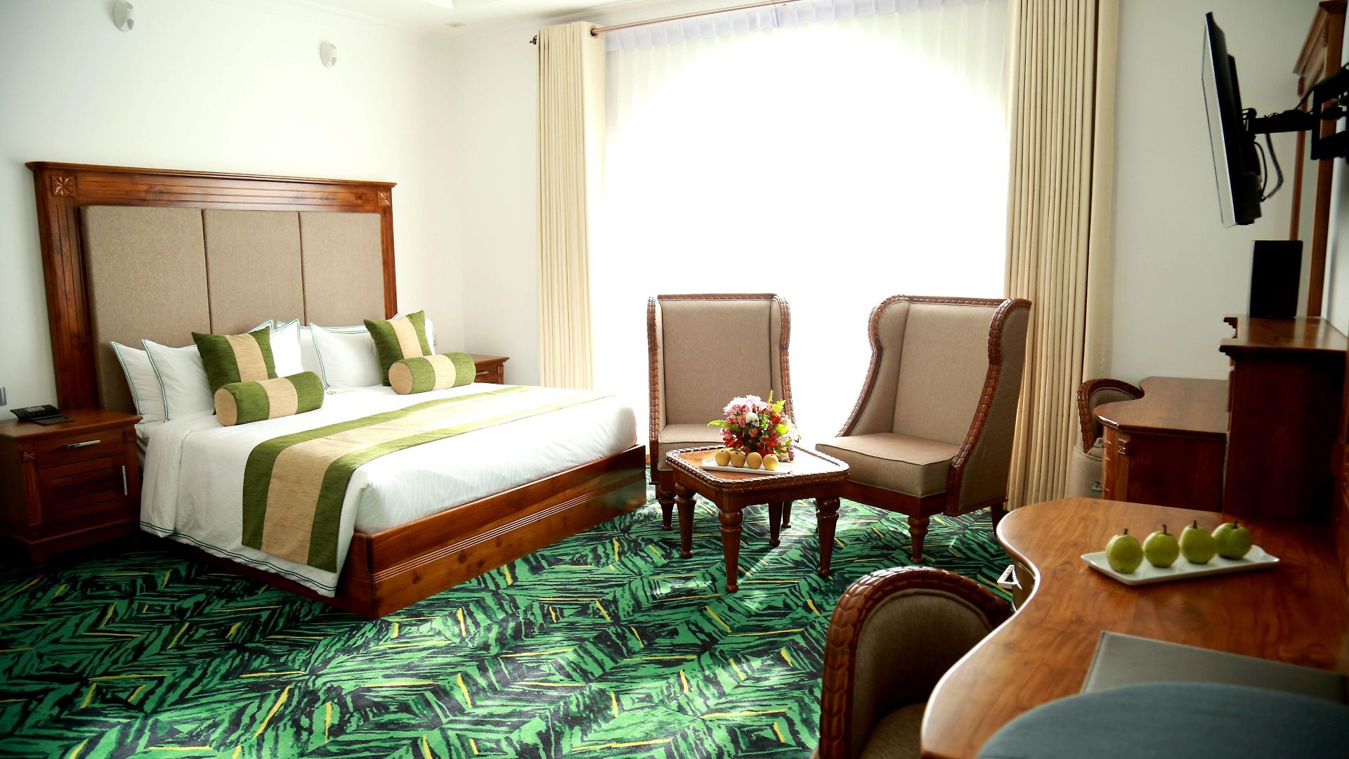 Araliya - Your Gateway To Everything In Hotel