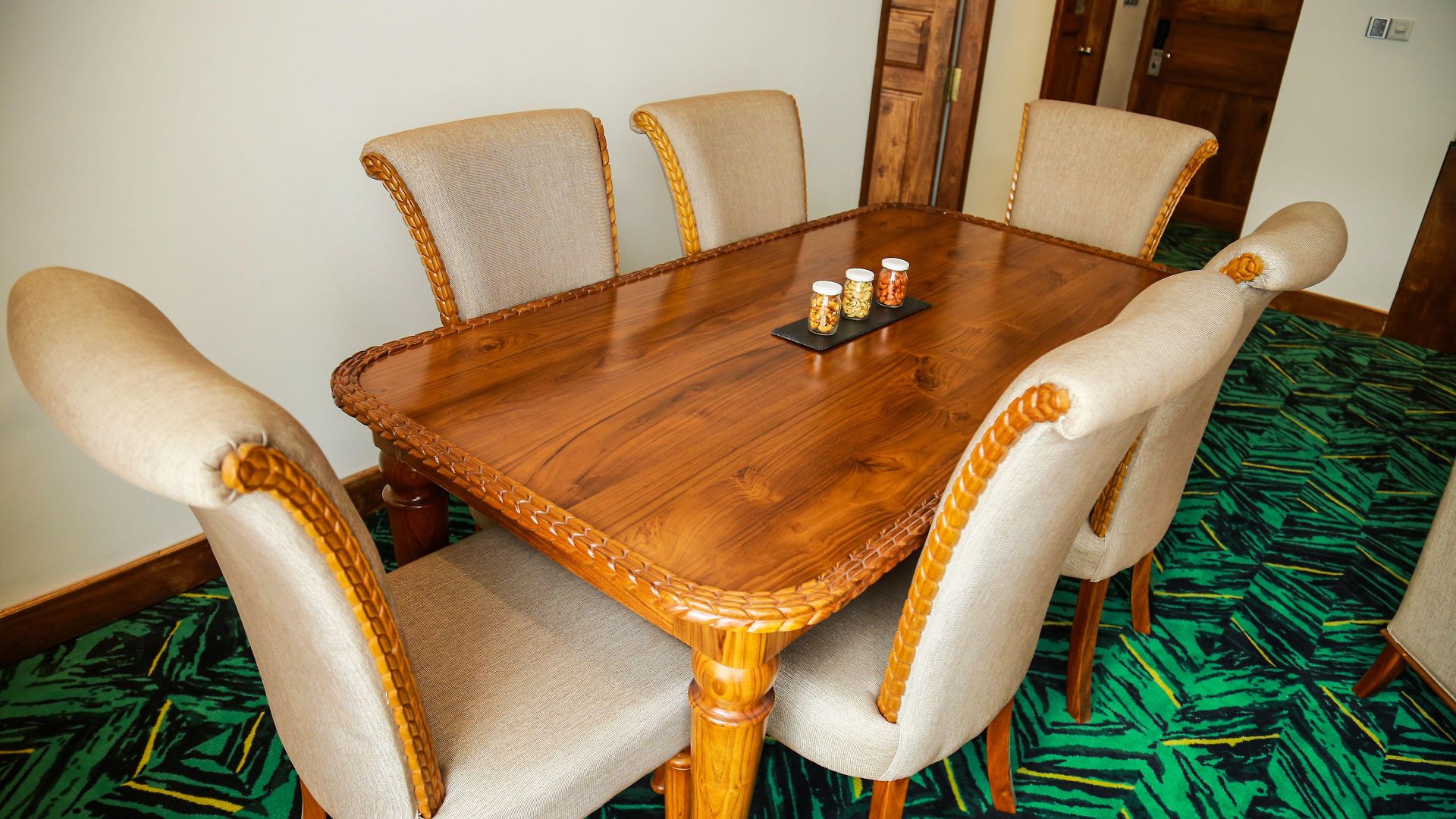 Araliya - Your Gateway To Everything In 5* Nuwara Eliya