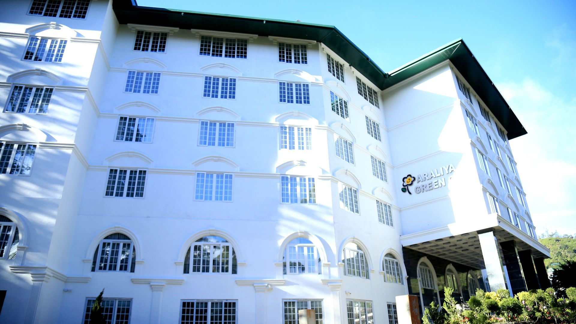 Hotel Araliya - Your Gateway To Everything In
