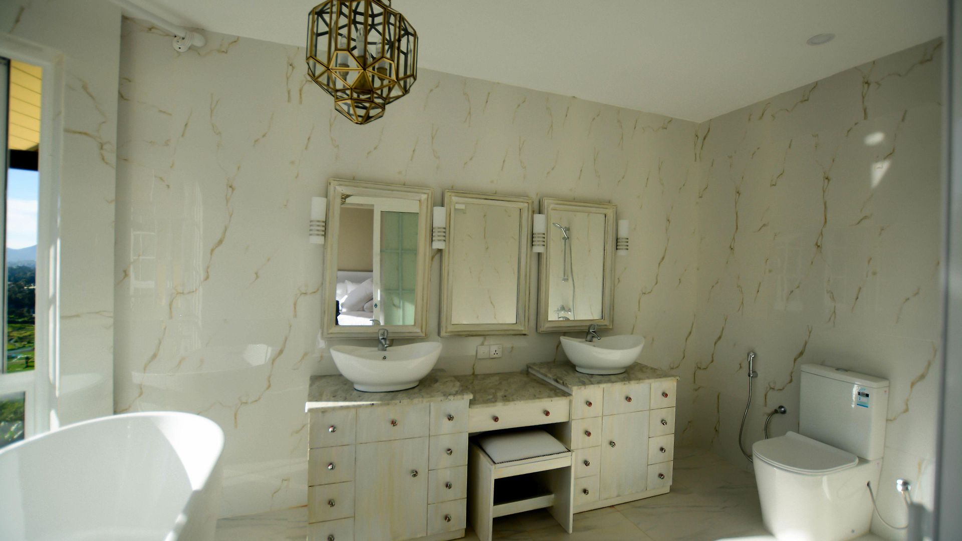 Villa Luxe Wilderness - Private Villas, Free Breakfast, 2km From Centre