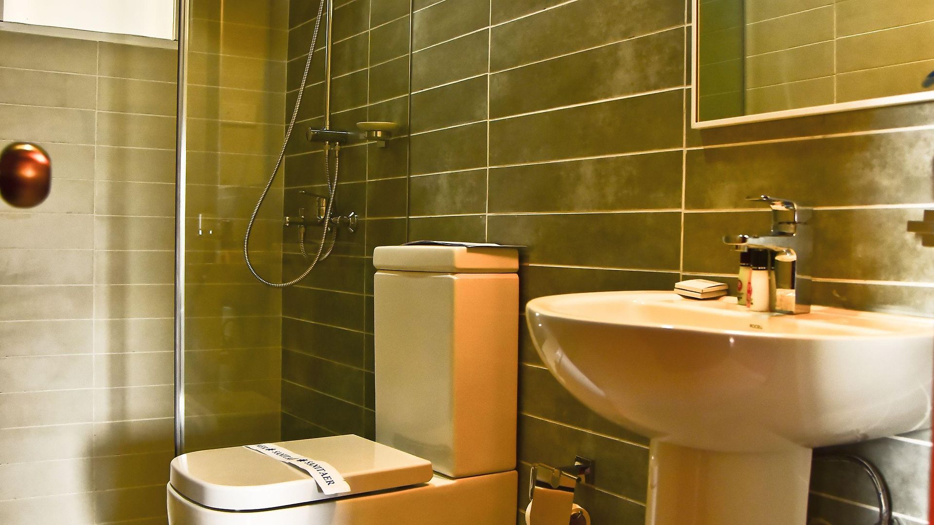 Emirates Luxury Apartment *