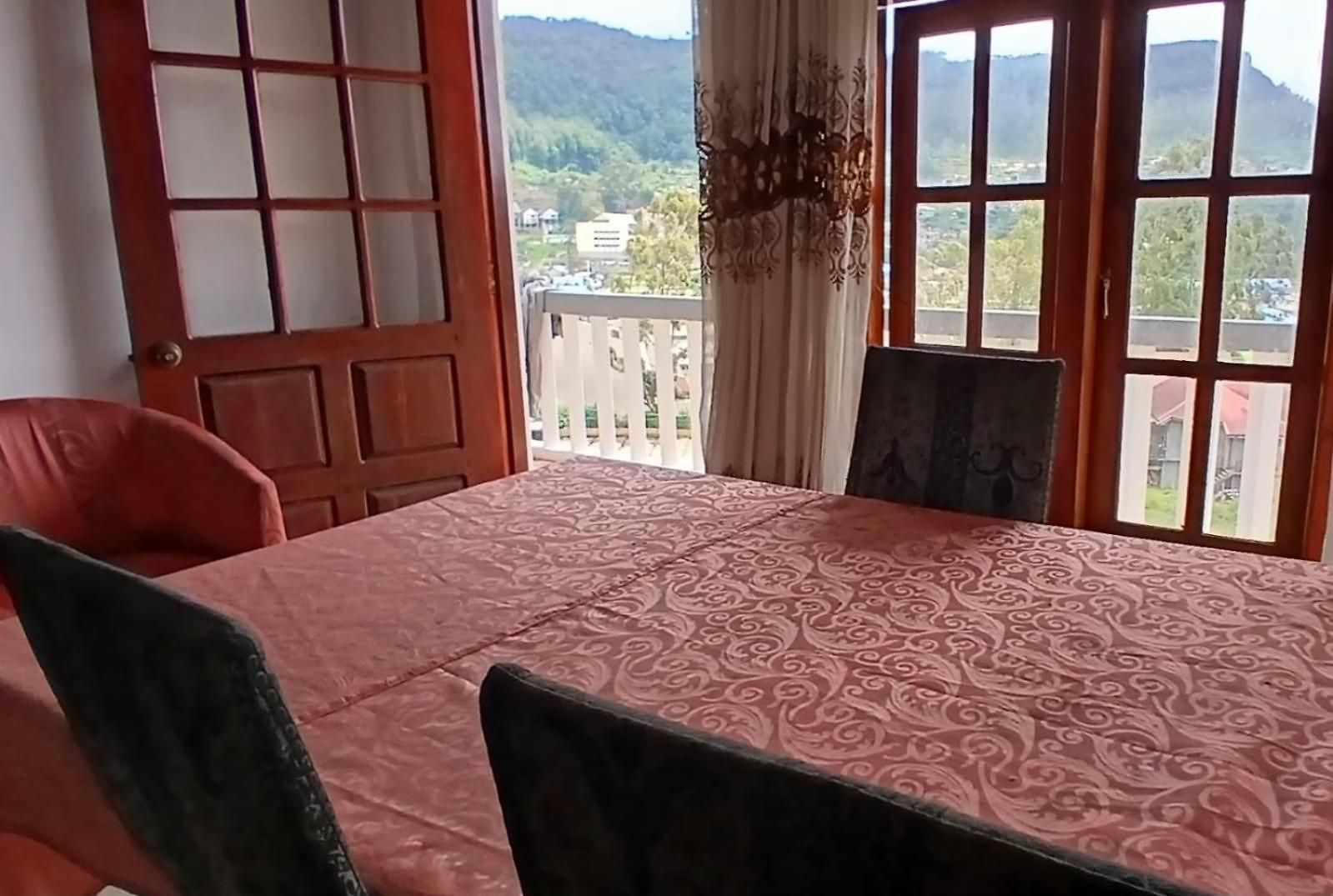 Hotel The View Nuwara Eliya