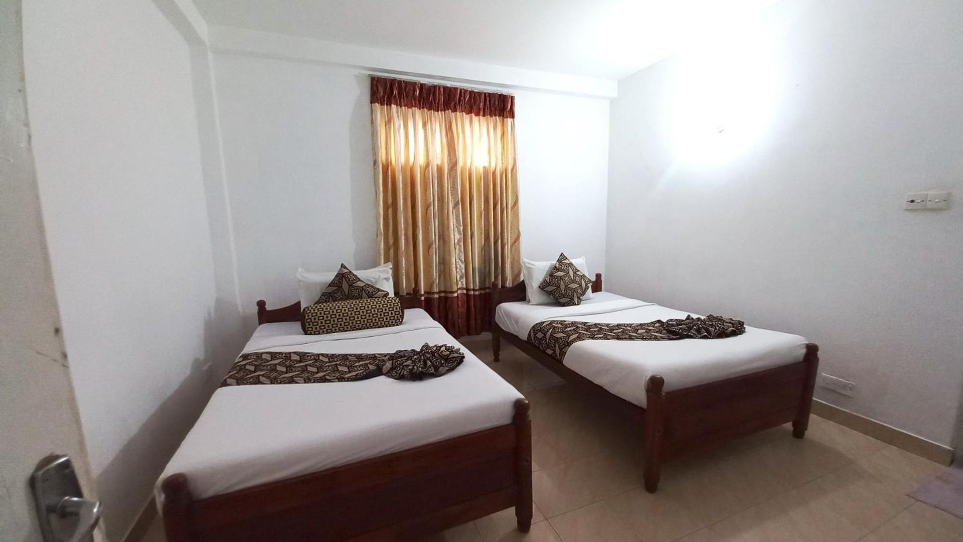 Grand Manjari Guest house *